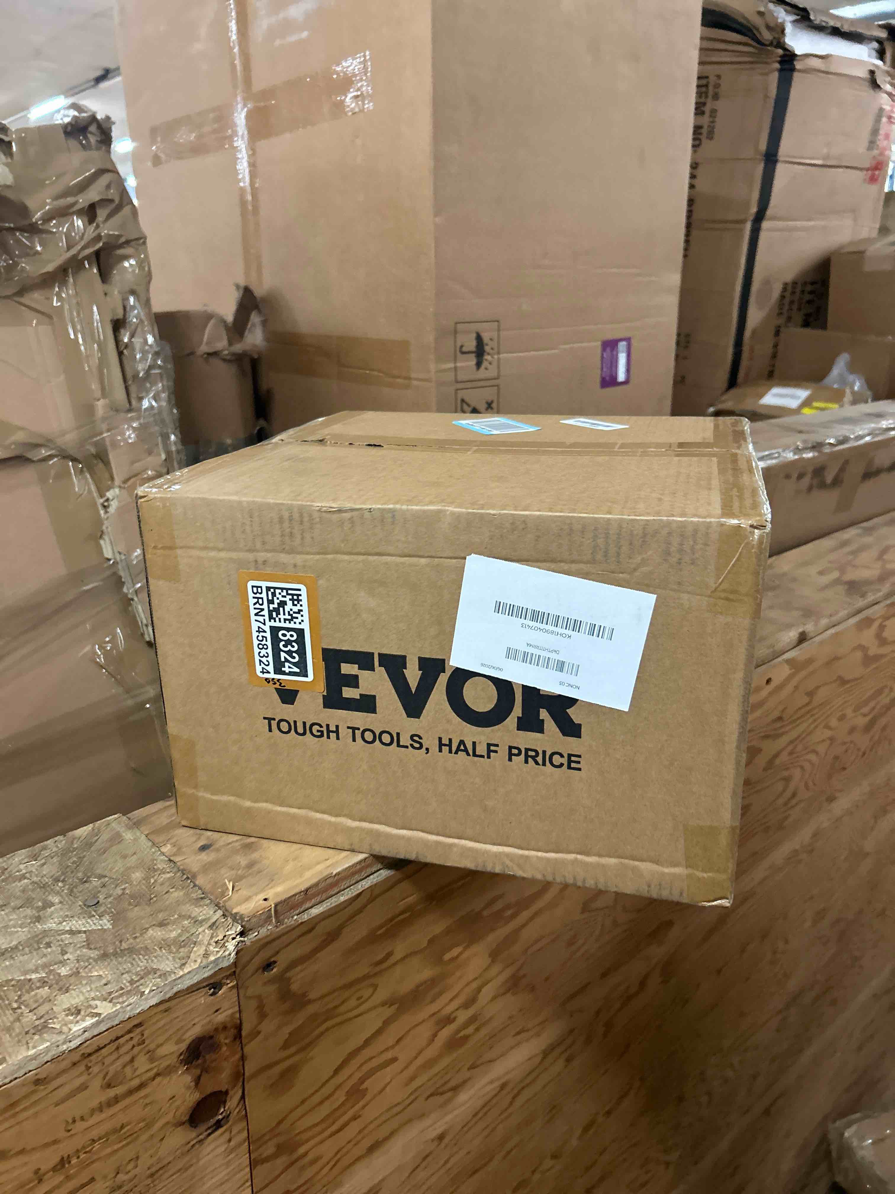 Condition photo showing New/Like New for vevor 10'' shutter exhaust fan, high-speed 820 cfm, aluminum wall mount attic fan with ac-motor, ventilation and cooling for greenhouses, garages, sheds, shops, fcc