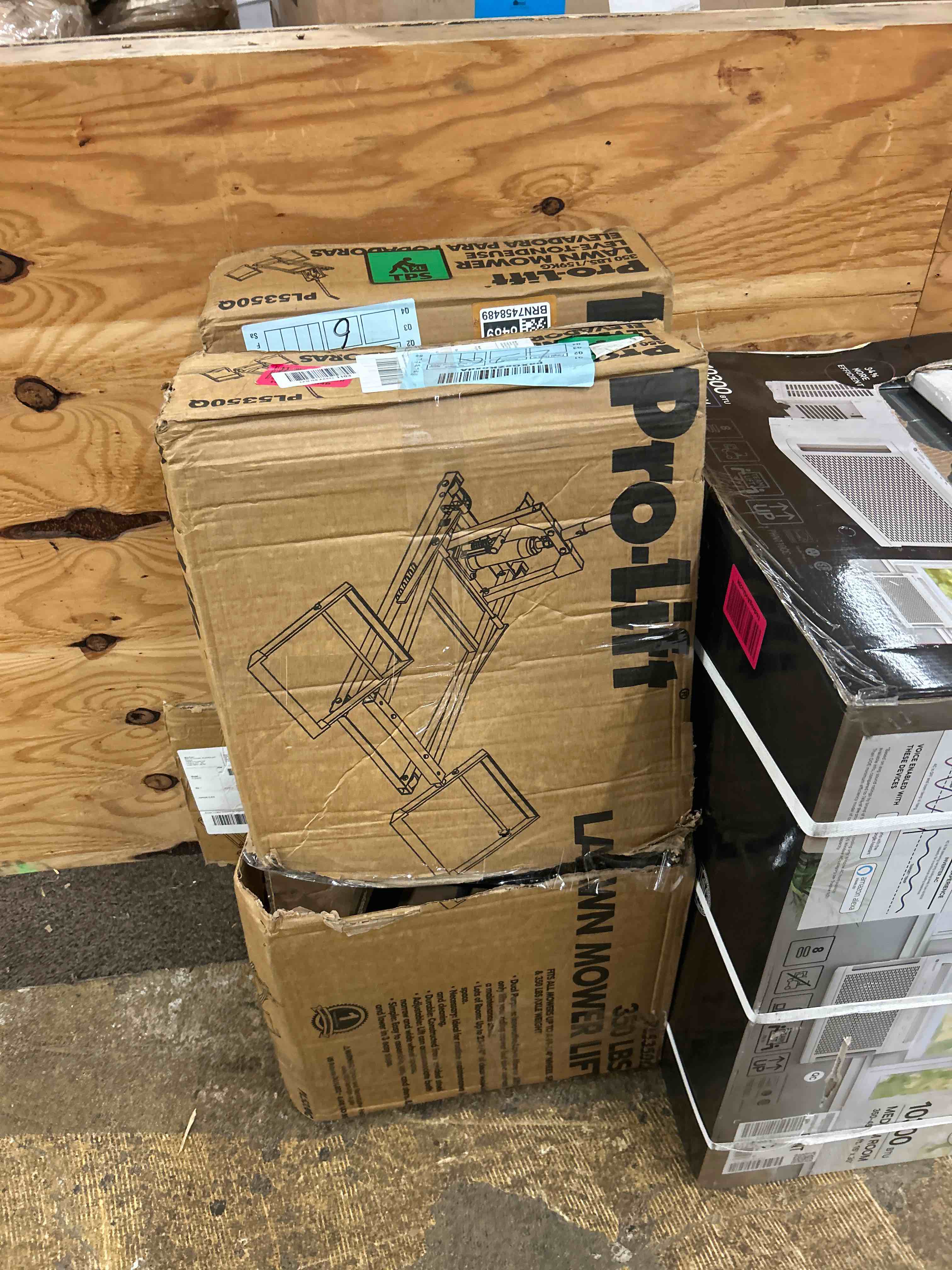 Condition photo showing New/Like New for pro-lift lawn mower lift - 350 lbs capacity
