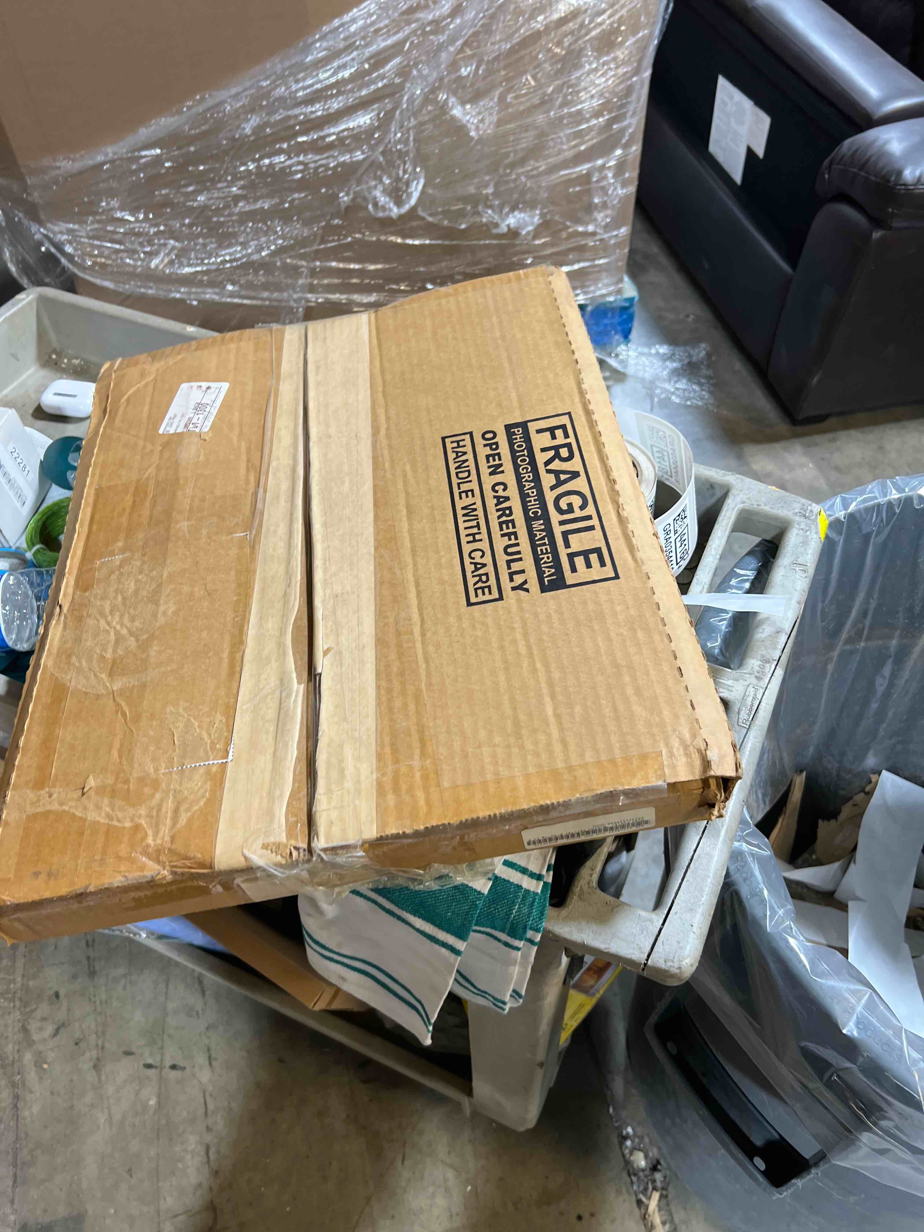 https://s3.amazonaws.com/lotting-images-prod/phillipi/GRA0354418_1744137288644.jpeg