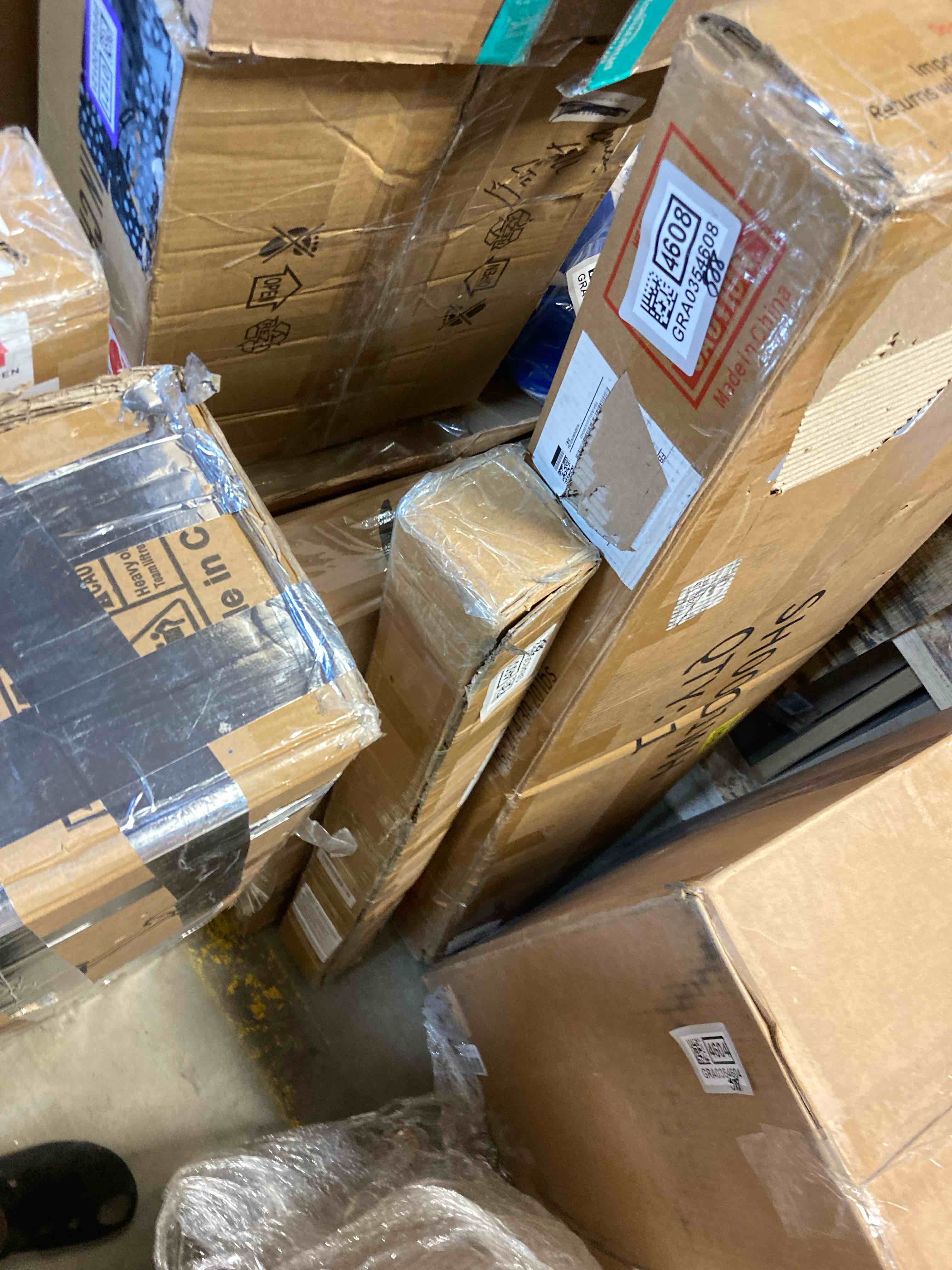 https://s3.amazonaws.com/lotting-images-prod/phillipi/GRA0354602_1742320758304.jpeg