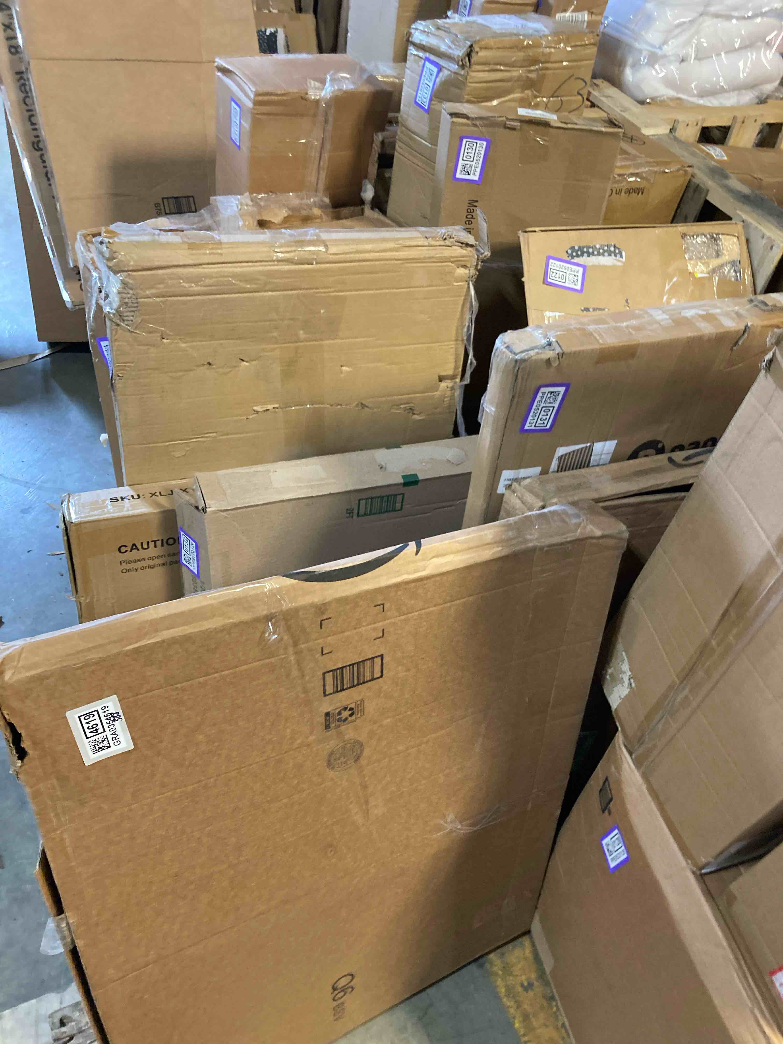 https://s3.amazonaws.com/lotting-images-prod/phillipi/GRA0354619_1742319601178.jpeg