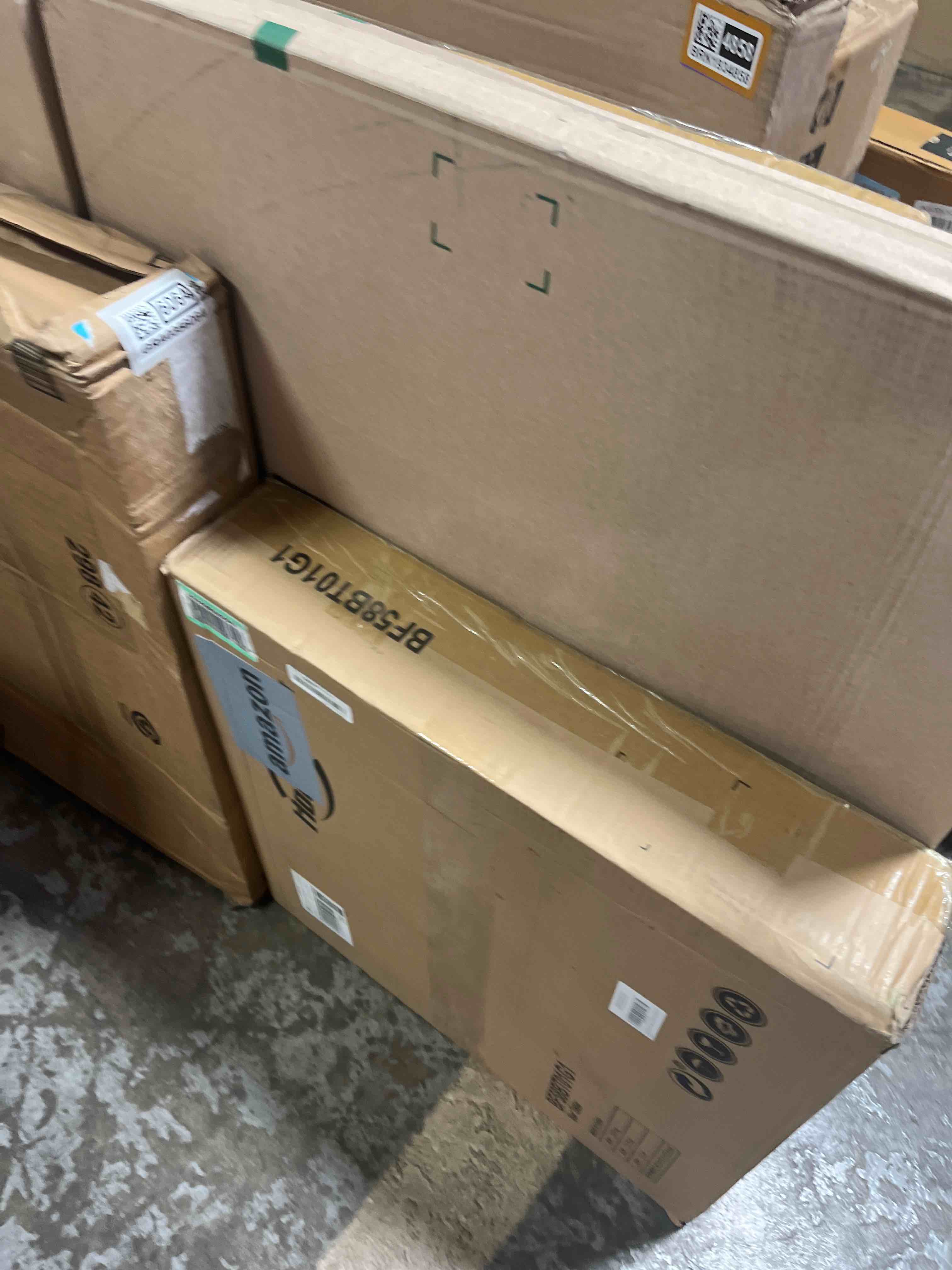 https://s3.amazonaws.com/lotting-images-prod/phillipi/GRA0356066_1755268088519.jpeg