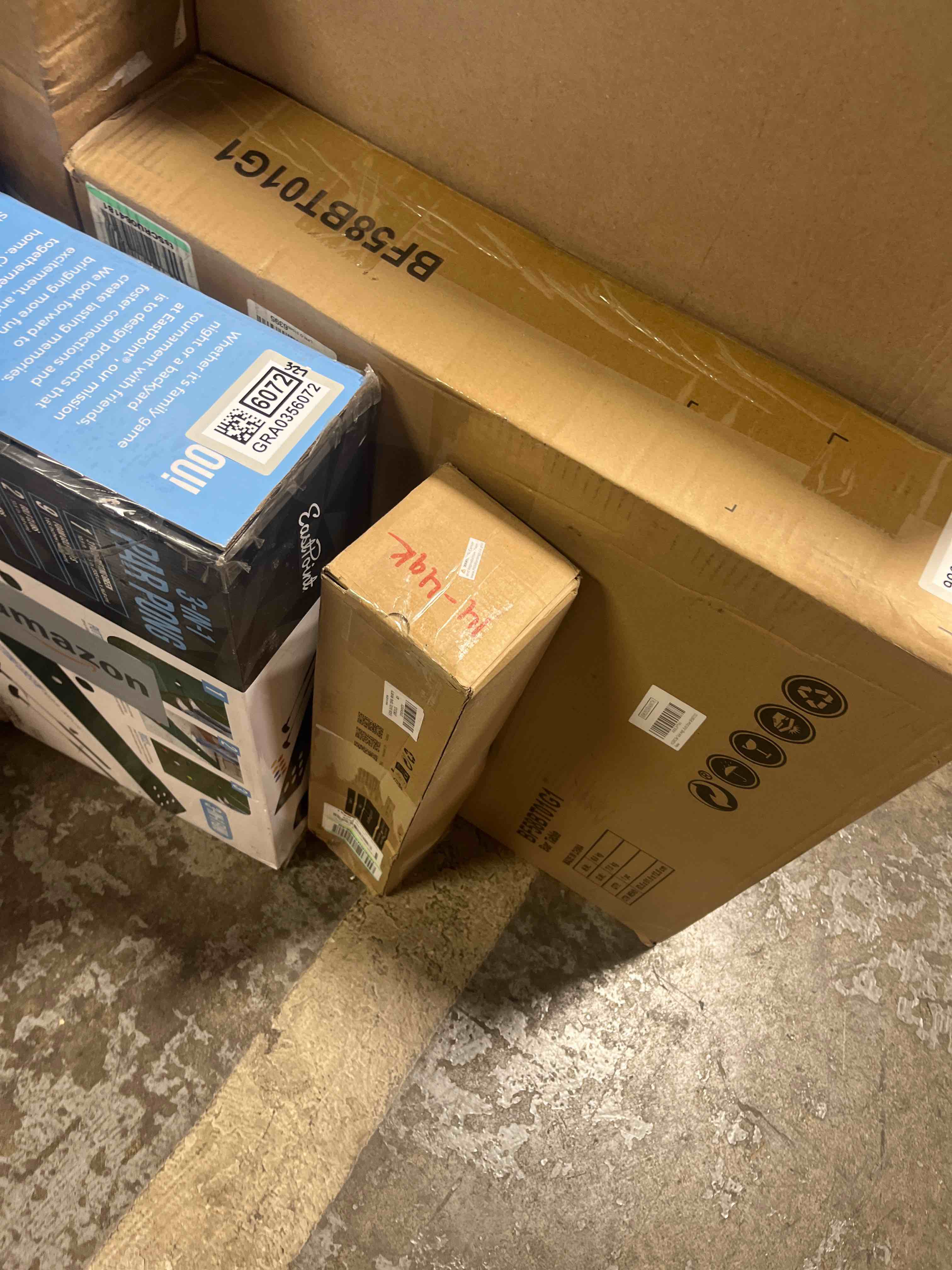 https://s3.amazonaws.com/lotting-images-prod/phillipi/GRA0356074_1755268670091.jpeg