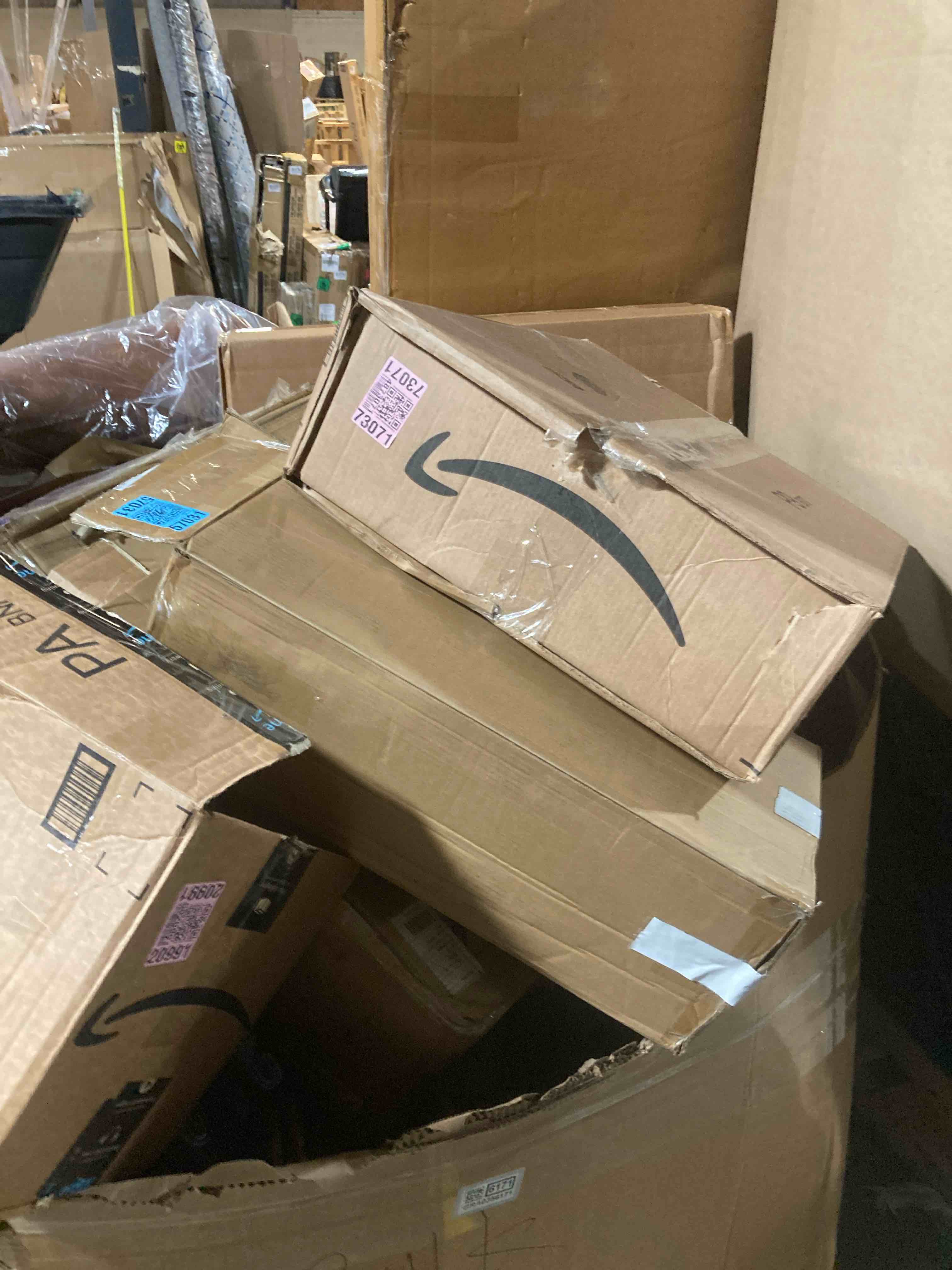 https://s3.amazonaws.com/lotting-images-prod/phillipi/GRA0356171_1753359068237.jpeg