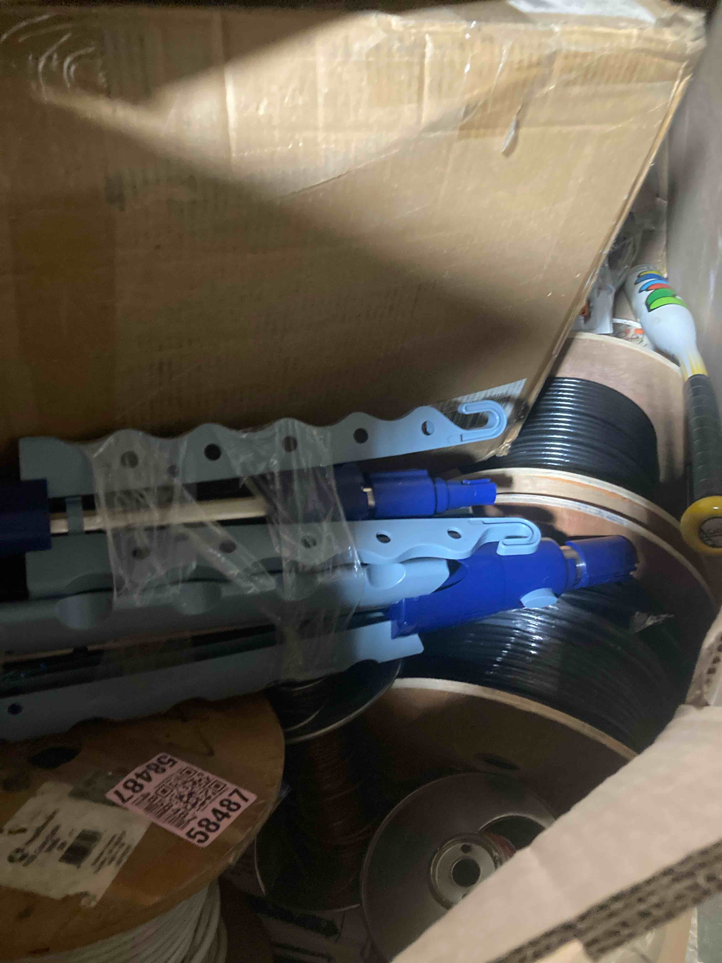 https://s3.amazonaws.com/lotting-images-prod/phillipi/GRA0356171_1753359083093.jpeg