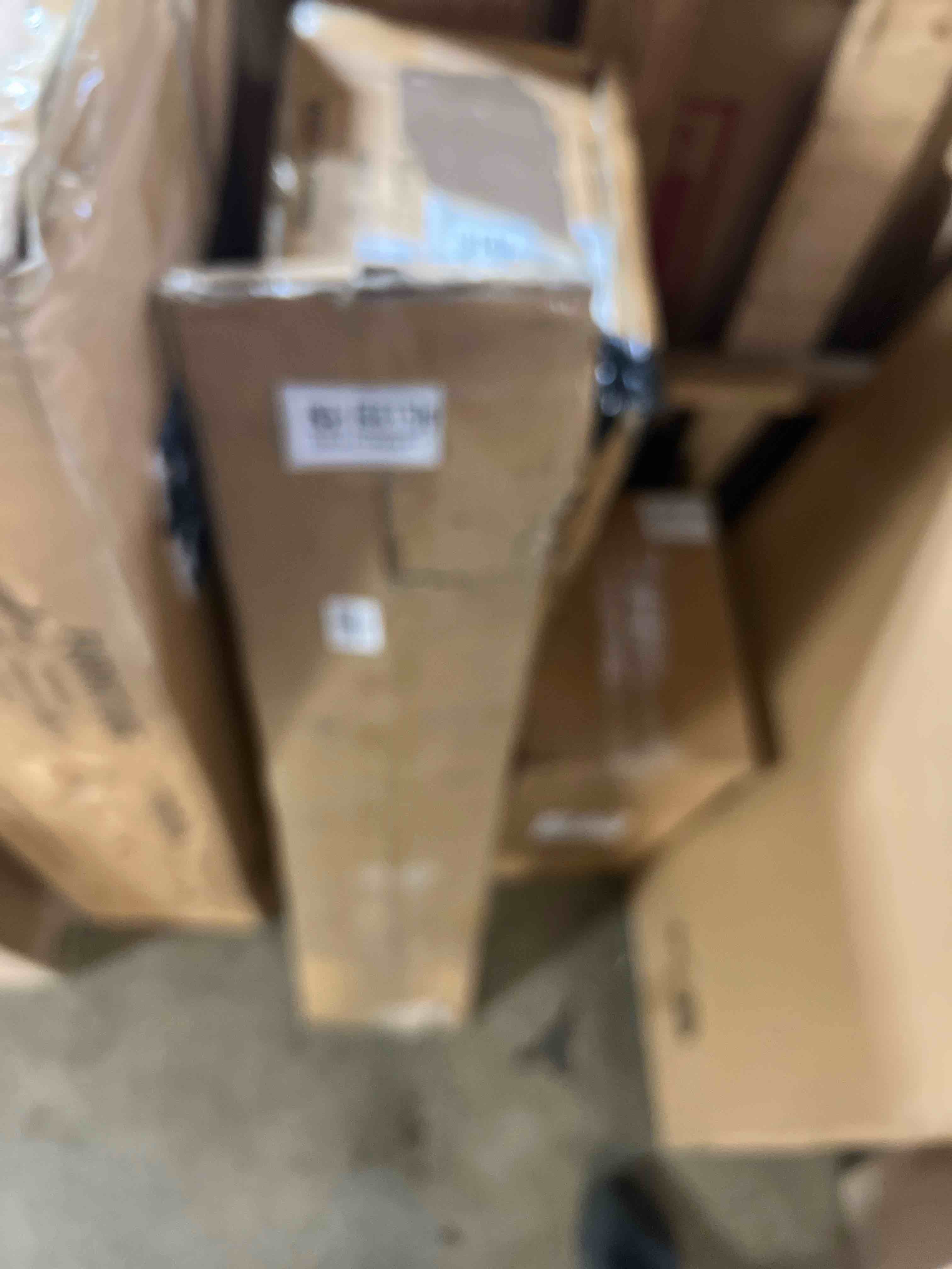 https://s3.amazonaws.com/lotting-images-prod/phillipi/GRA0356611_1746041838076.jpeg