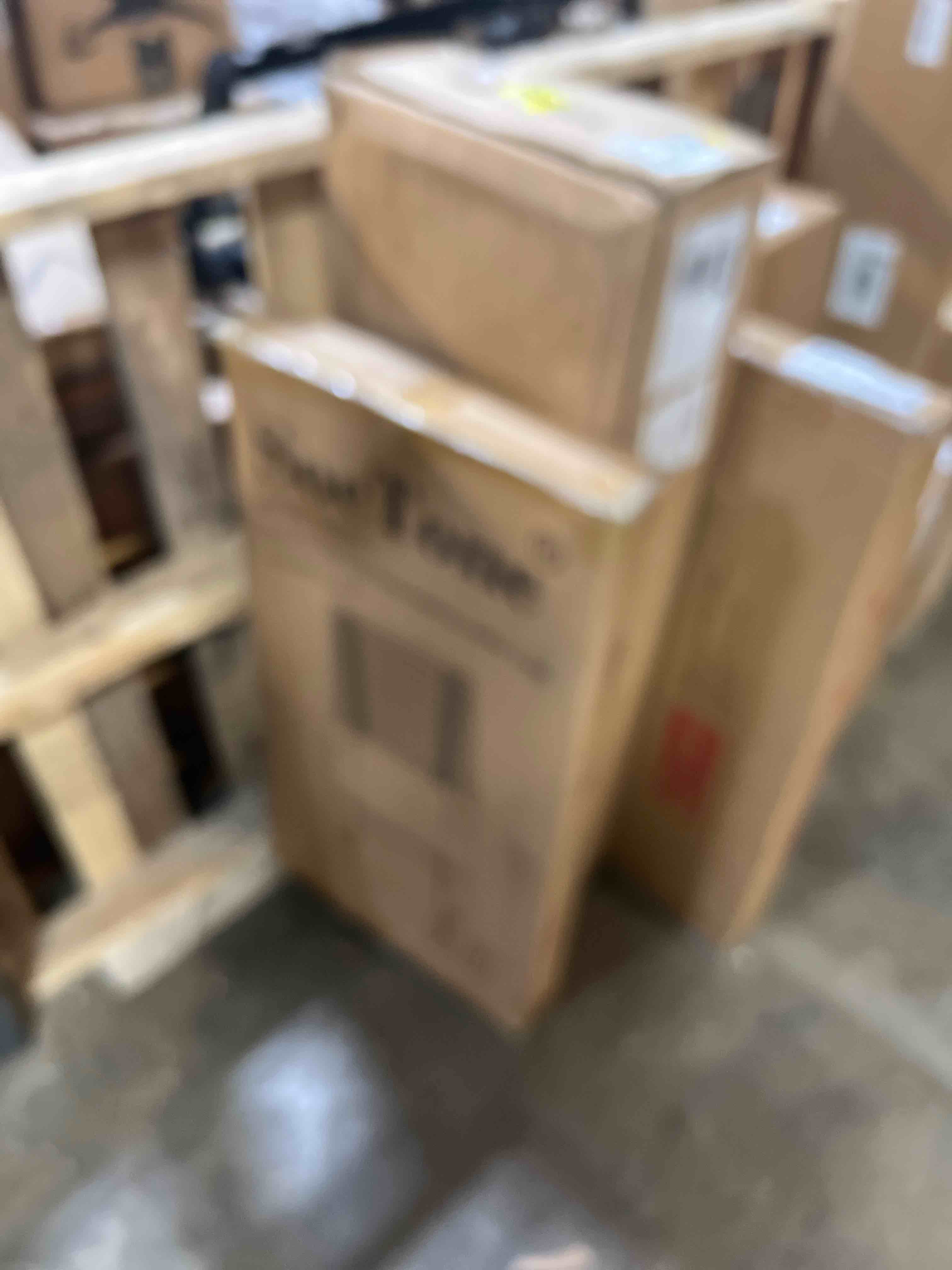 https://s3.amazonaws.com/lotting-images-prod/phillipi/GRA0356613_1746041597622.jpeg