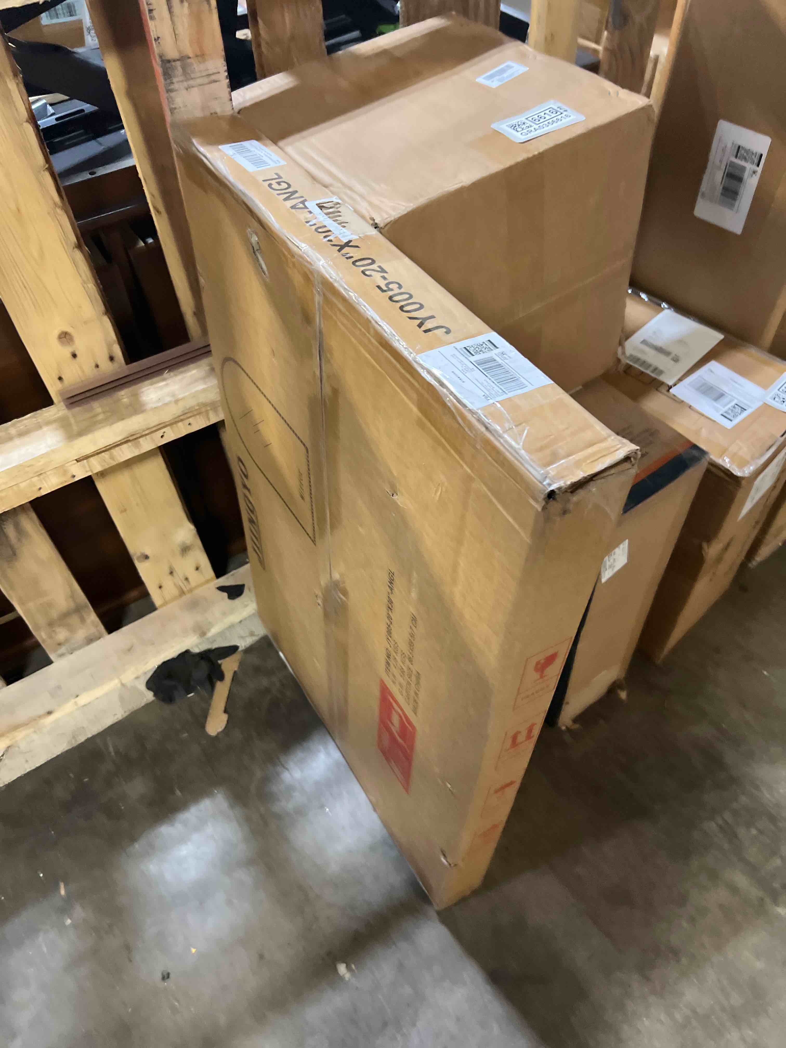 https://s3.amazonaws.com/lotting-images-prod/phillipi/GRA0356615_1746041202151.jpeg