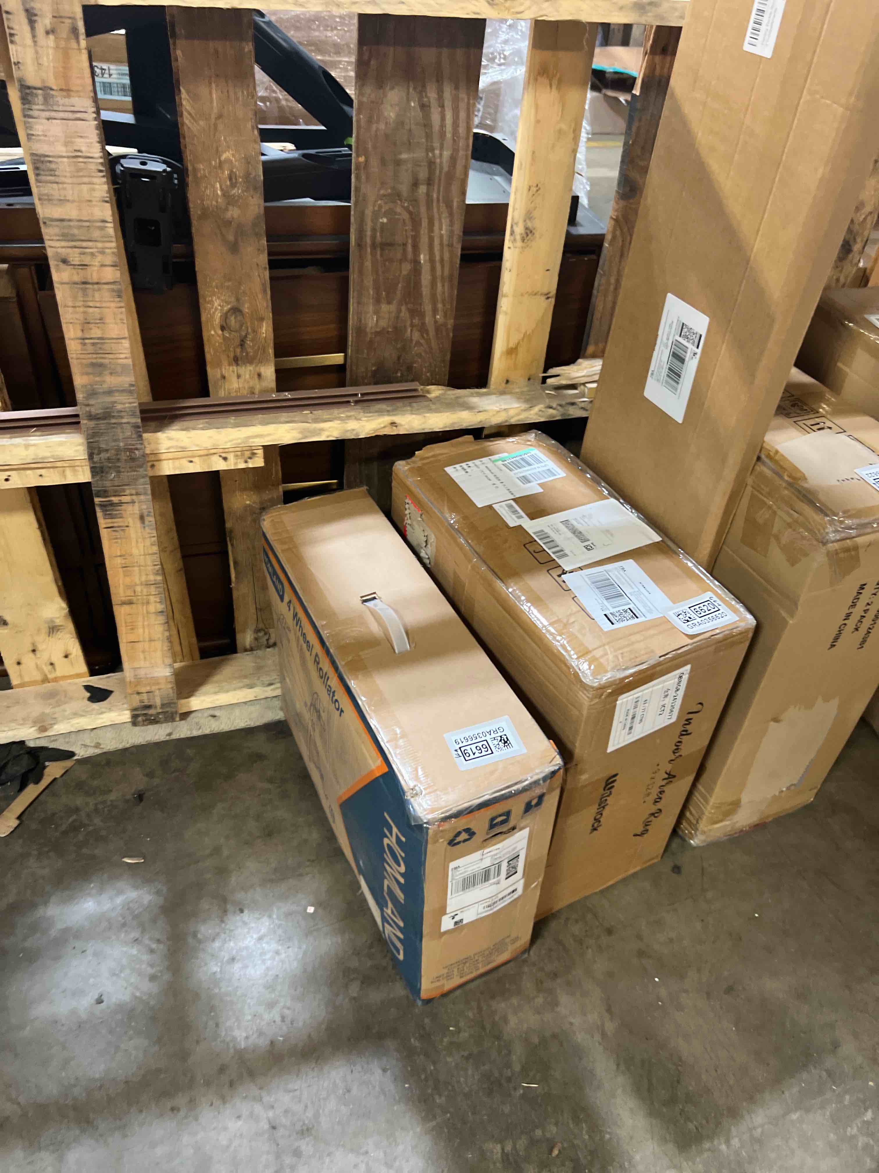 https://s3.amazonaws.com/lotting-images-prod/phillipi/GRA0356619_1746040704330.jpeg