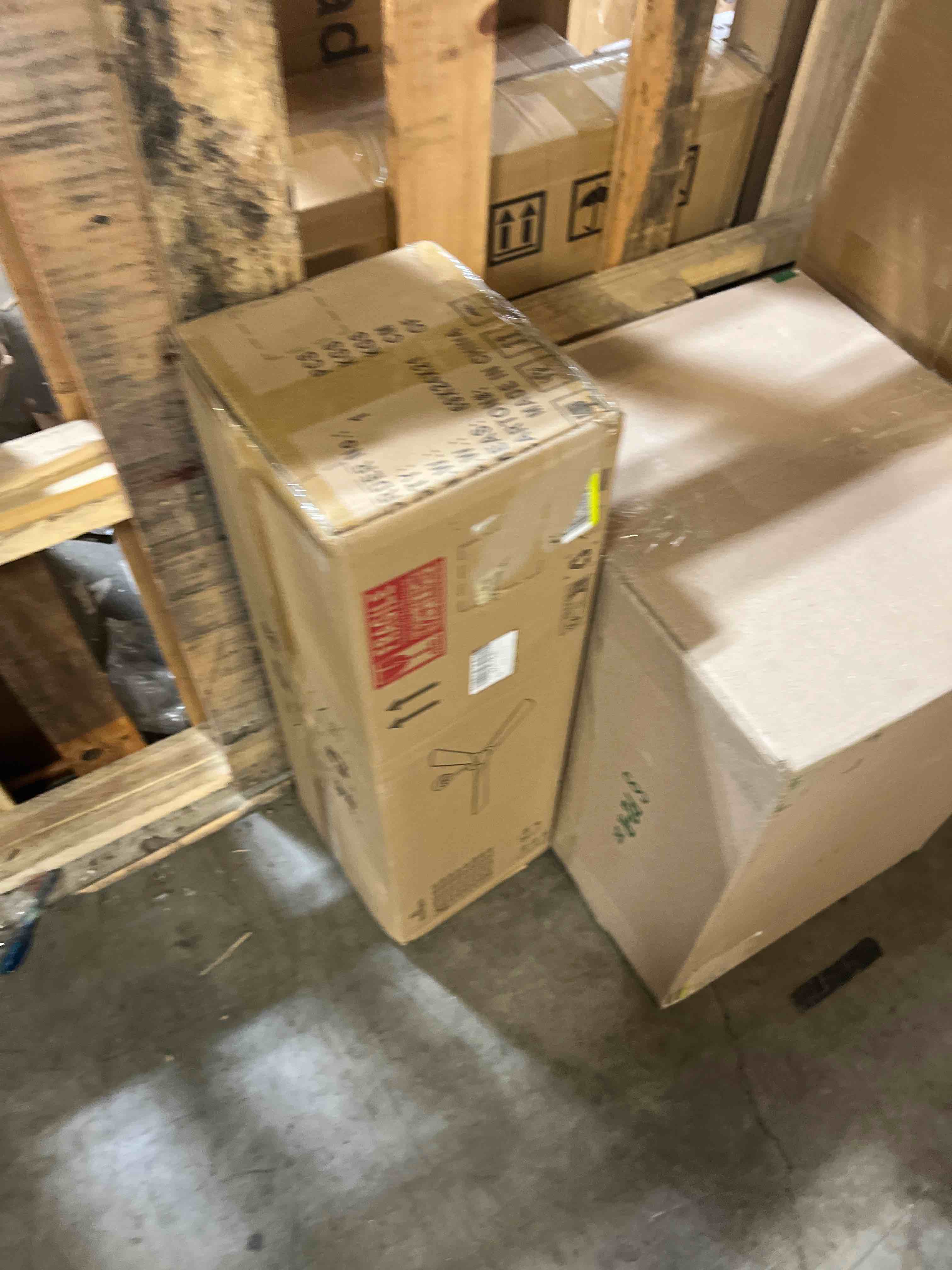 https://s3.amazonaws.com/lotting-images-prod/phillipi/GRA0356624_1746040083346.jpeg