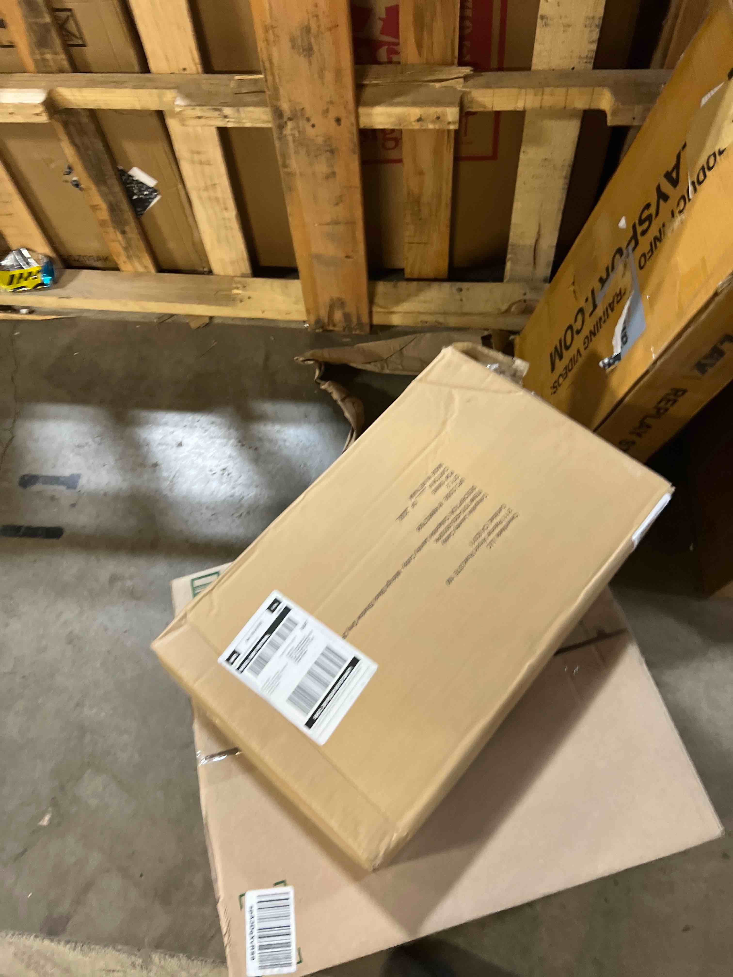 https://s3.amazonaws.com/lotting-images-prod/phillipi/GRA0356630_1746038783932.jpeg