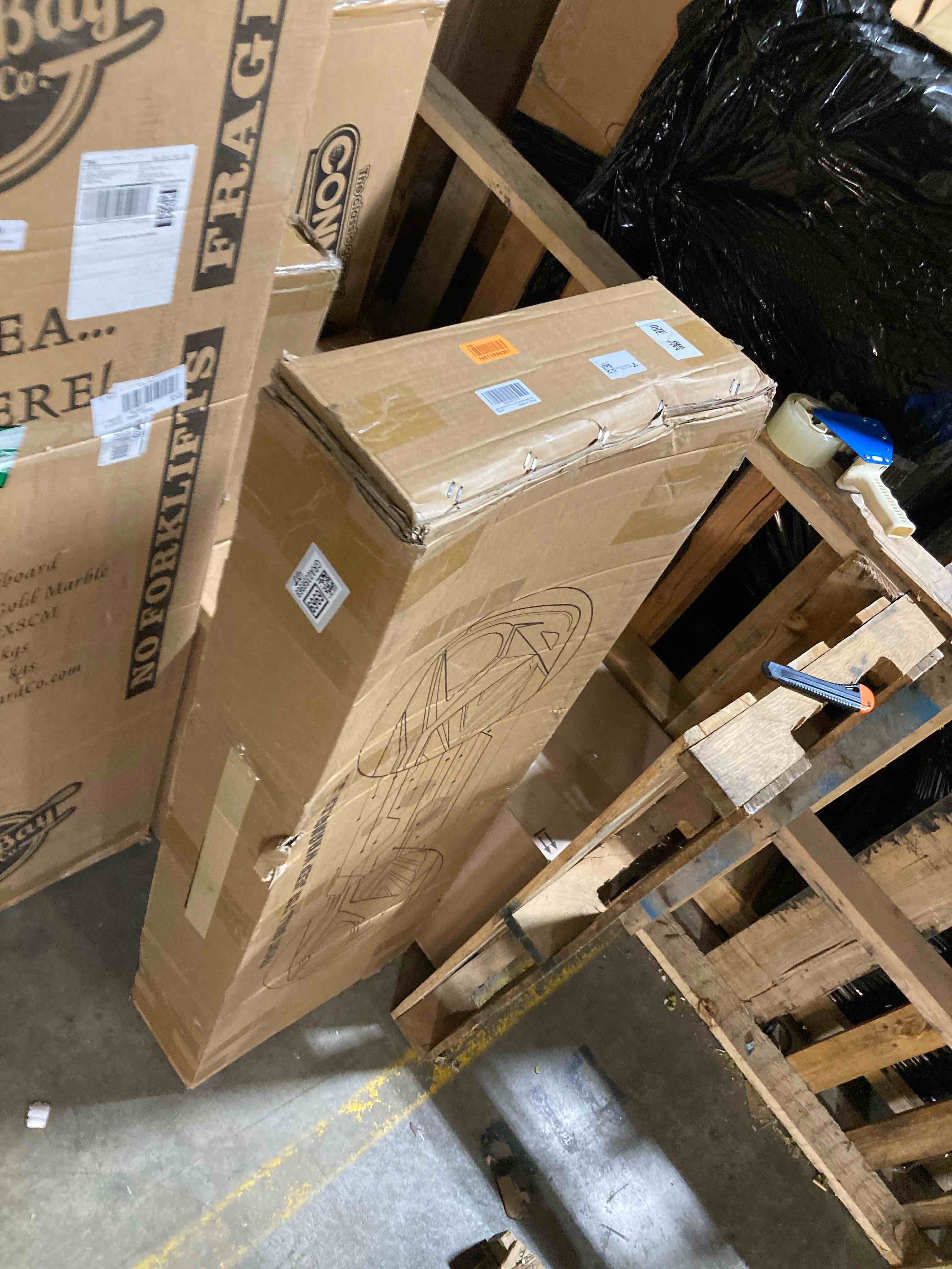 https://s3.amazonaws.com/lotting-images-prod/phillipi/GRA0356969_1743094034054.jpeg