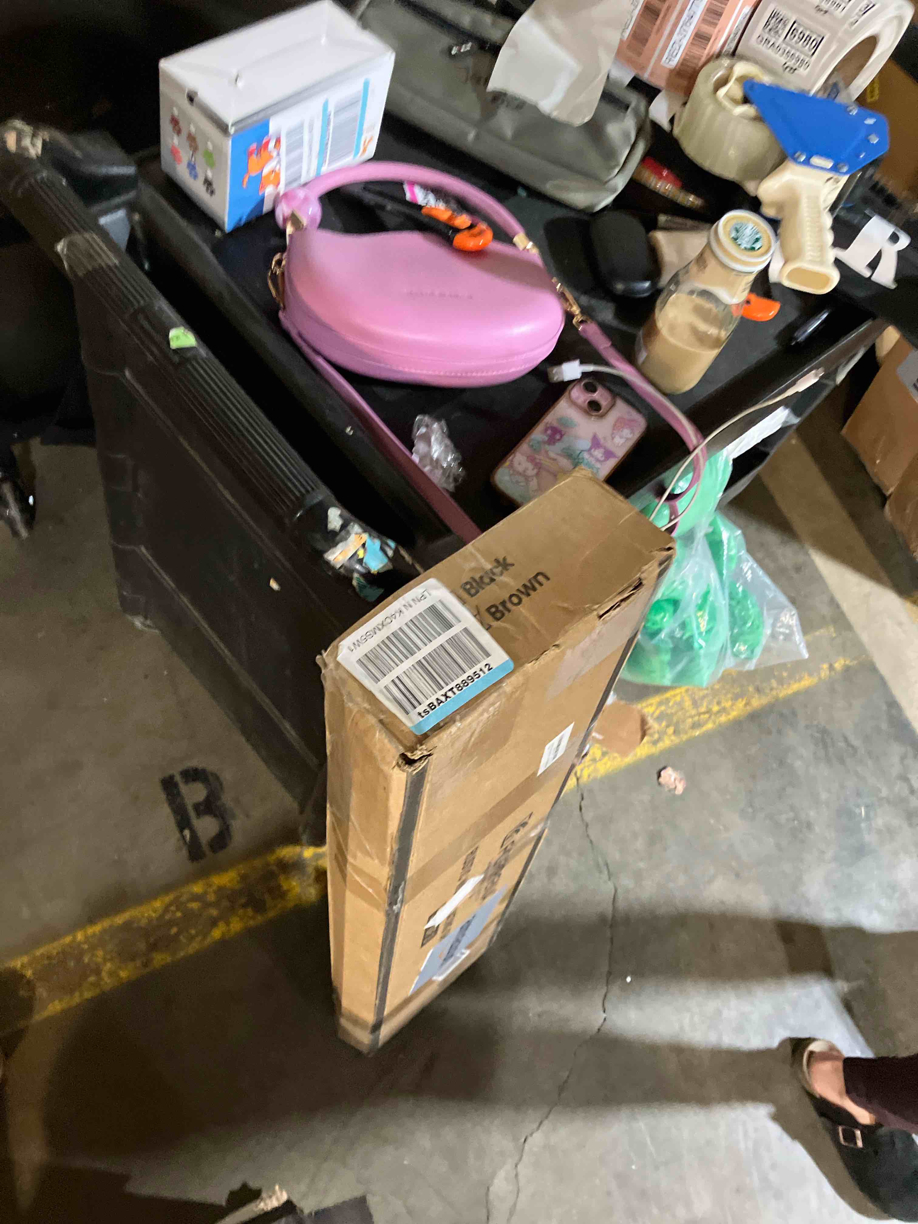 https://s3.amazonaws.com/lotting-images-prod/phillipi/GRA0356984_1743092540367.jpeg