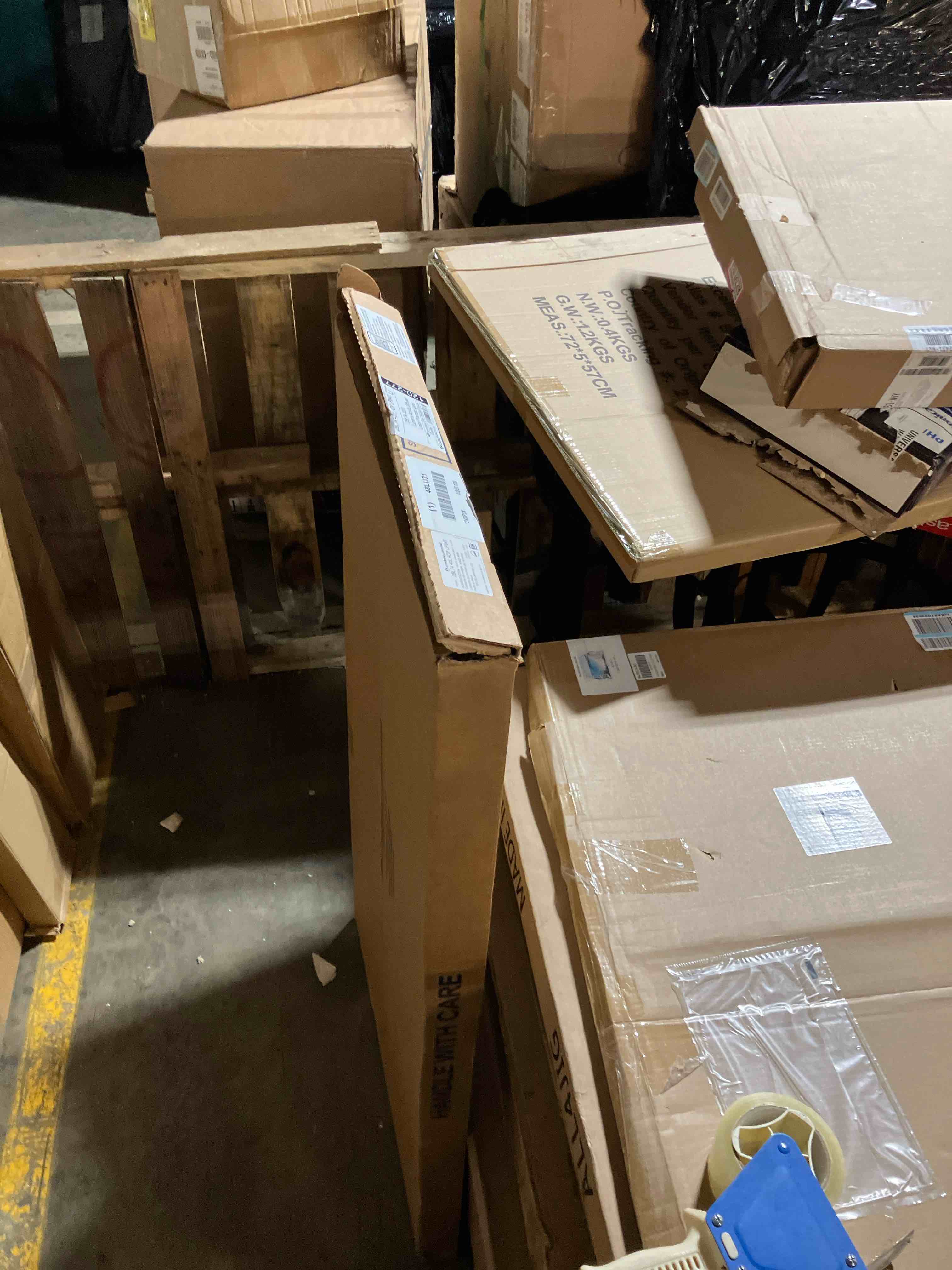 https://s3.amazonaws.com/lotting-images-prod/phillipi/GRA0356995_1743091945428.jpeg