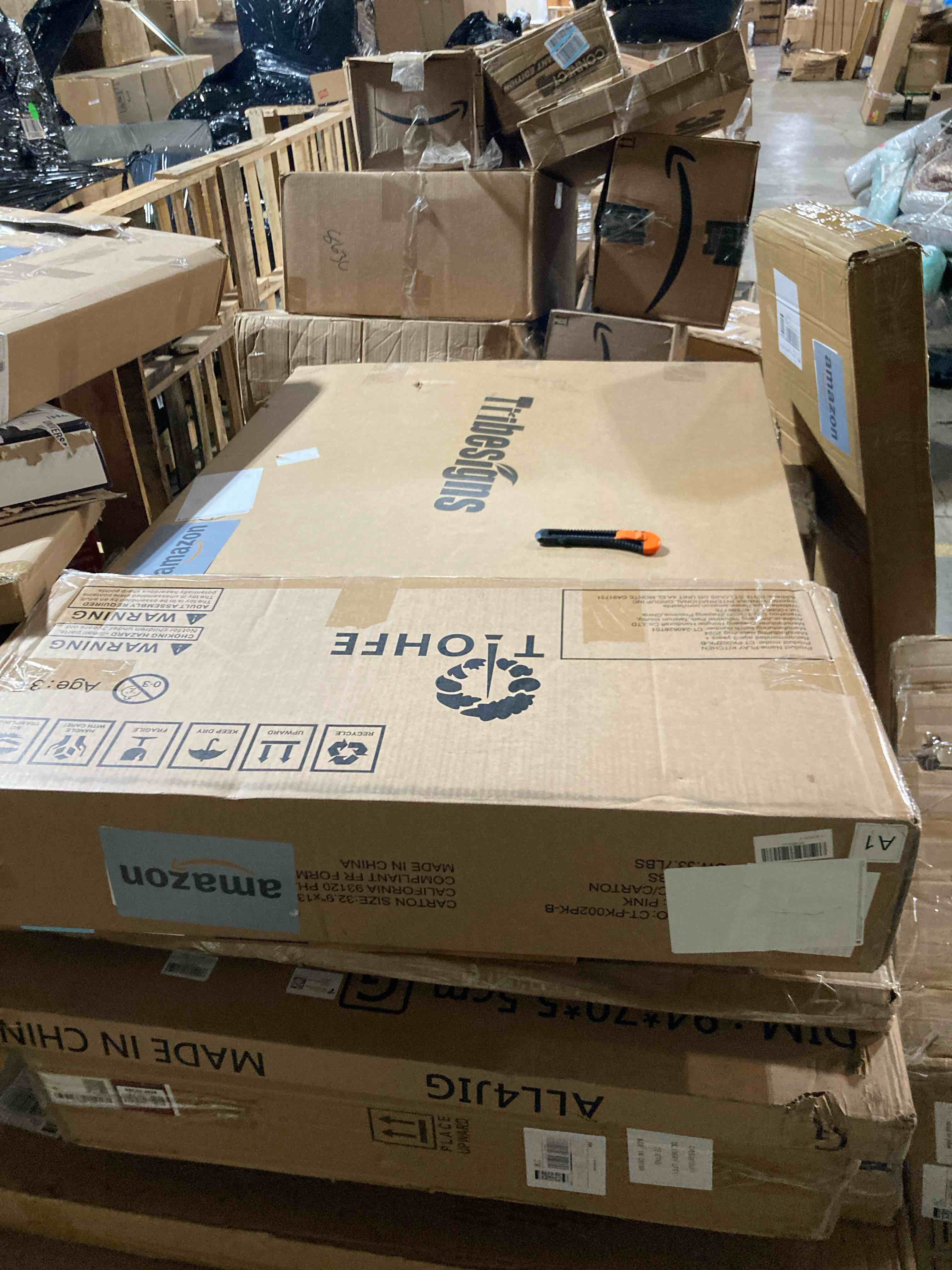 https://s3.amazonaws.com/lotting-images-prod/phillipi/GRA0356999_1743091432832.jpeg