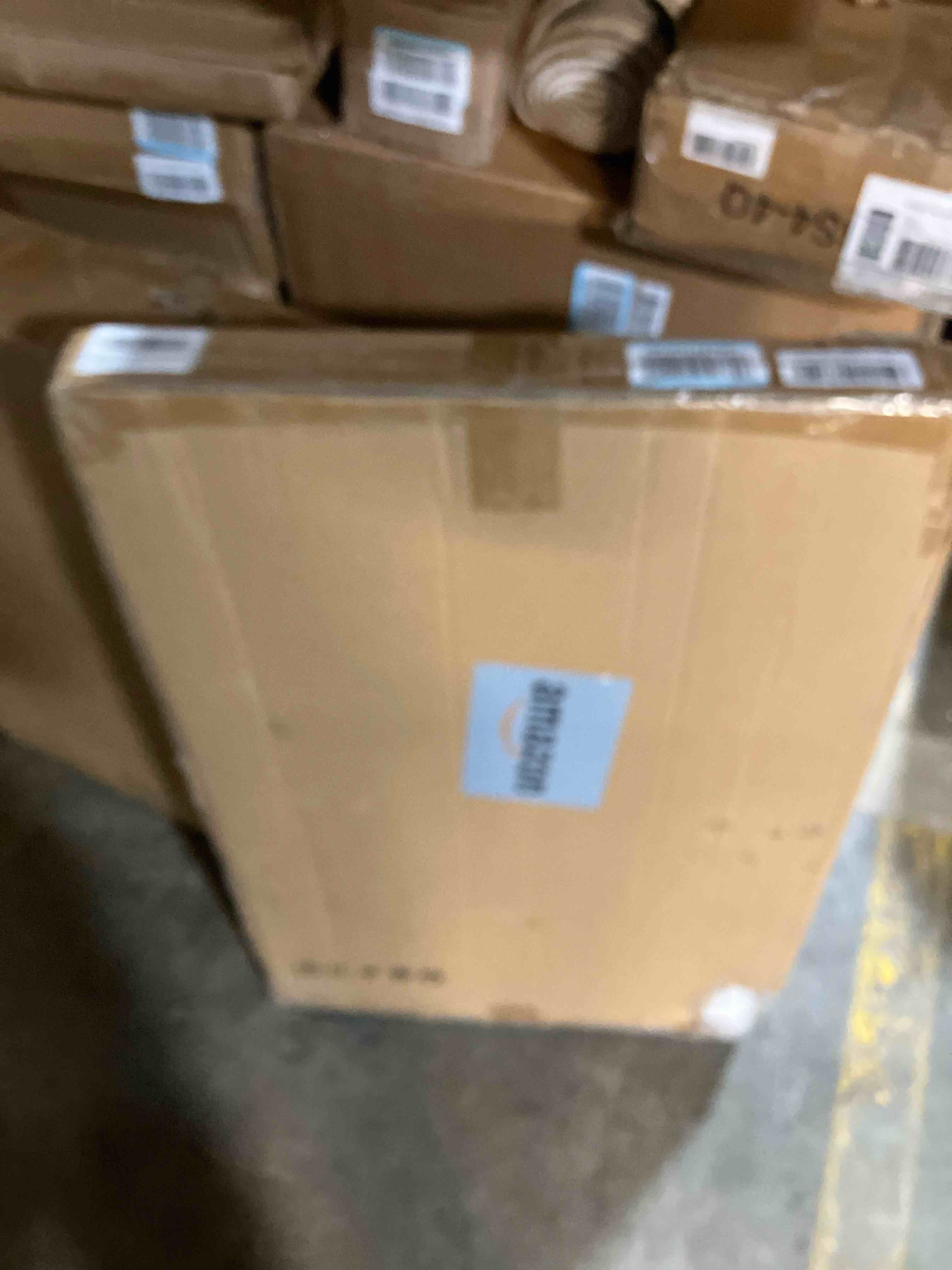 https://s3.amazonaws.com/lotting-images-prod/phillipi/GRA0357001_1743091225036.jpeg