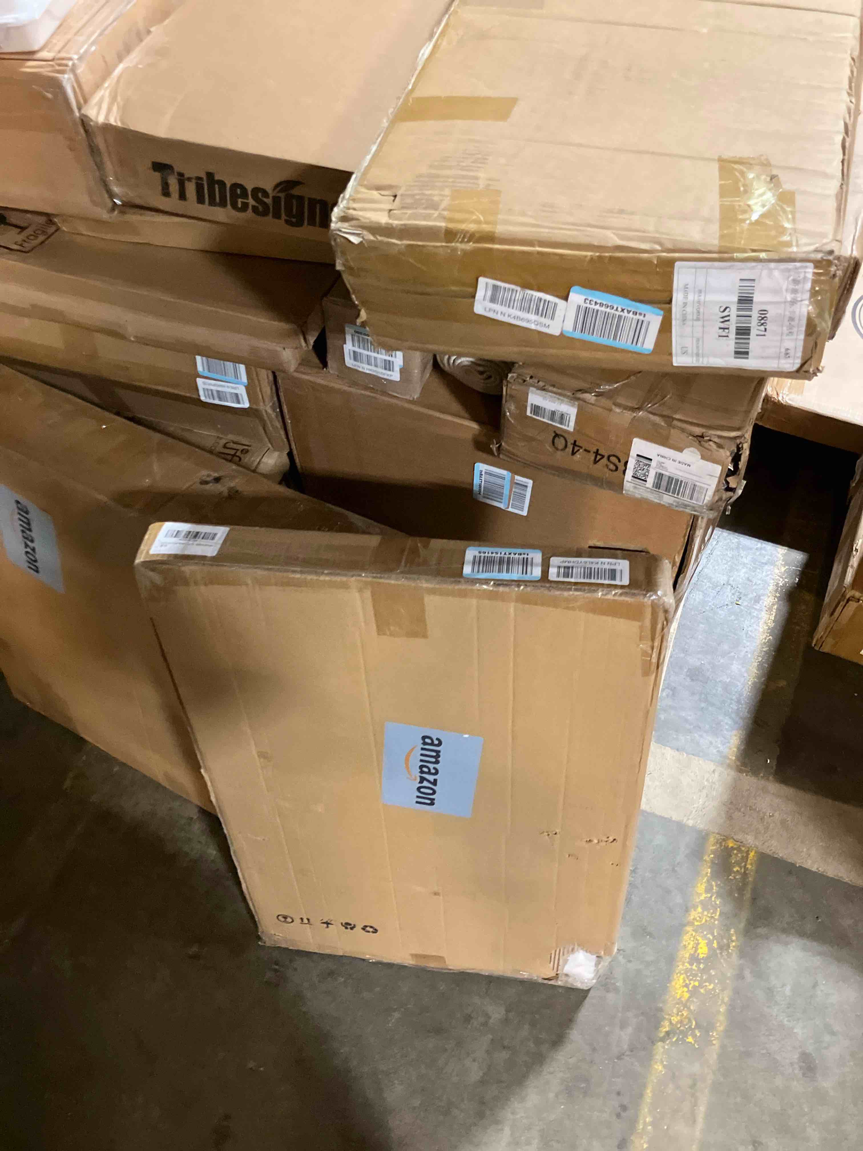 https://s3.amazonaws.com/lotting-images-prod/phillipi/GRA0357001_1743091229515.jpeg