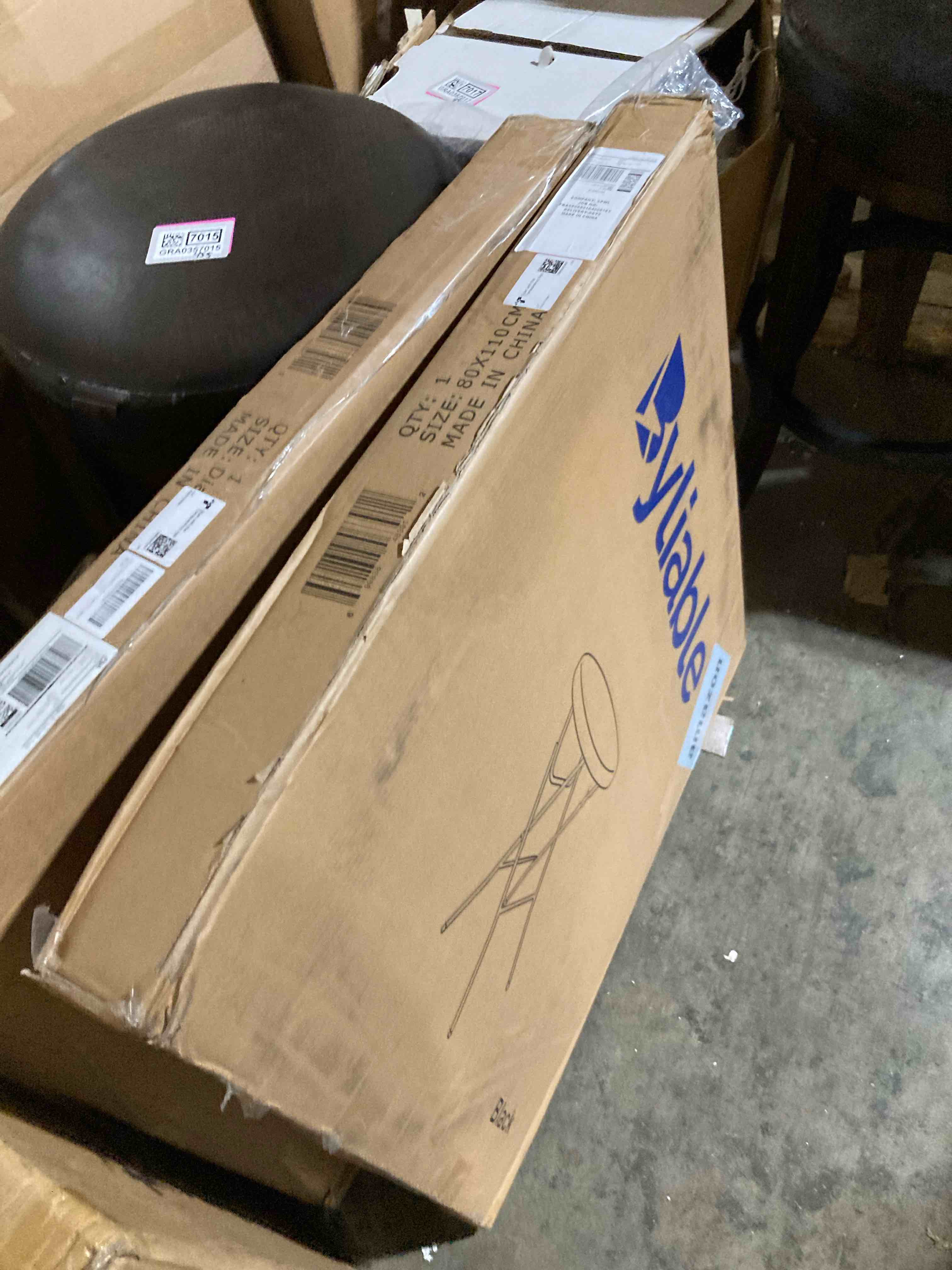 https://s3.amazonaws.com/lotting-images-prod/phillipi/GRA0357009_1743090920686.jpeg