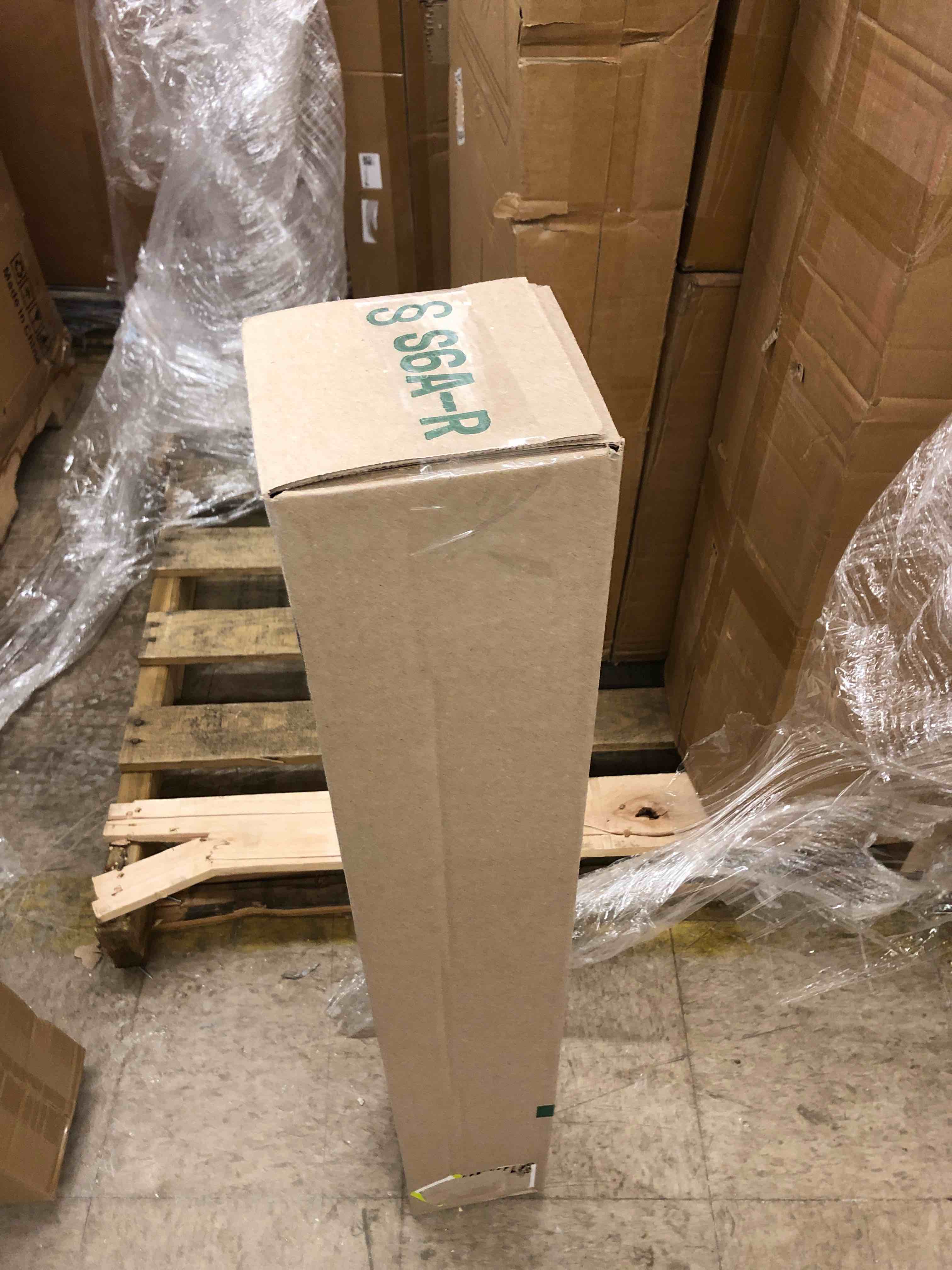 https://s3.amazonaws.com/lotting-images-prod/phillipi/GRA0359289_1739893750982.jpeg