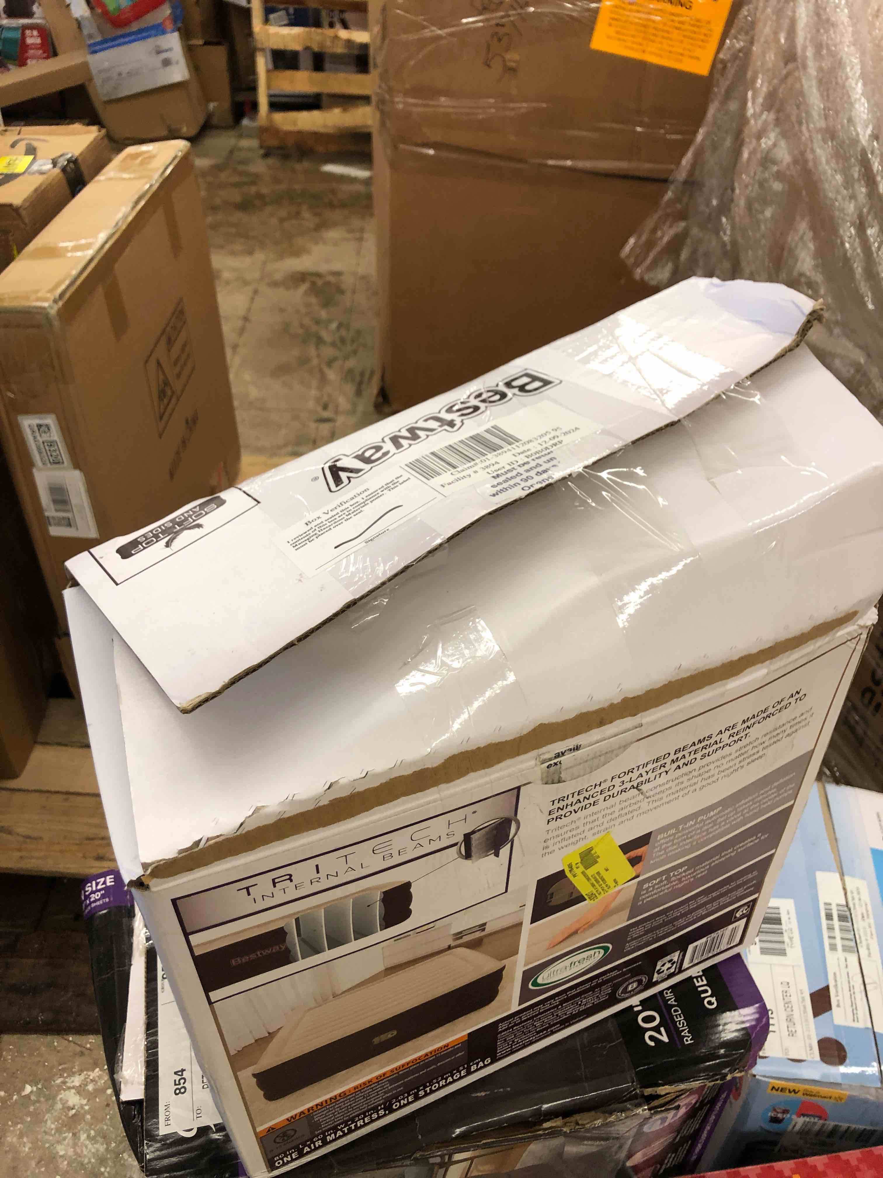 https://s3.amazonaws.com/lotting-images-prod/phillipi/GRA0359315_1739819399560.jpeg