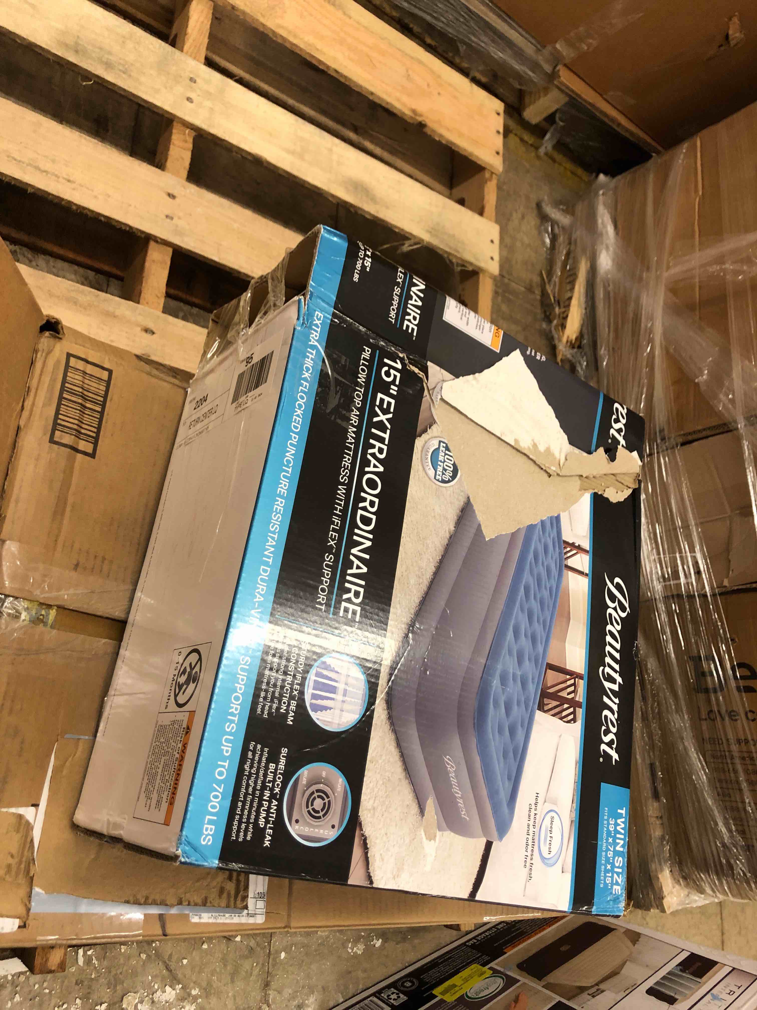 https://s3.amazonaws.com/lotting-images-prod/phillipi/GRA0359323_1739818208287.jpeg