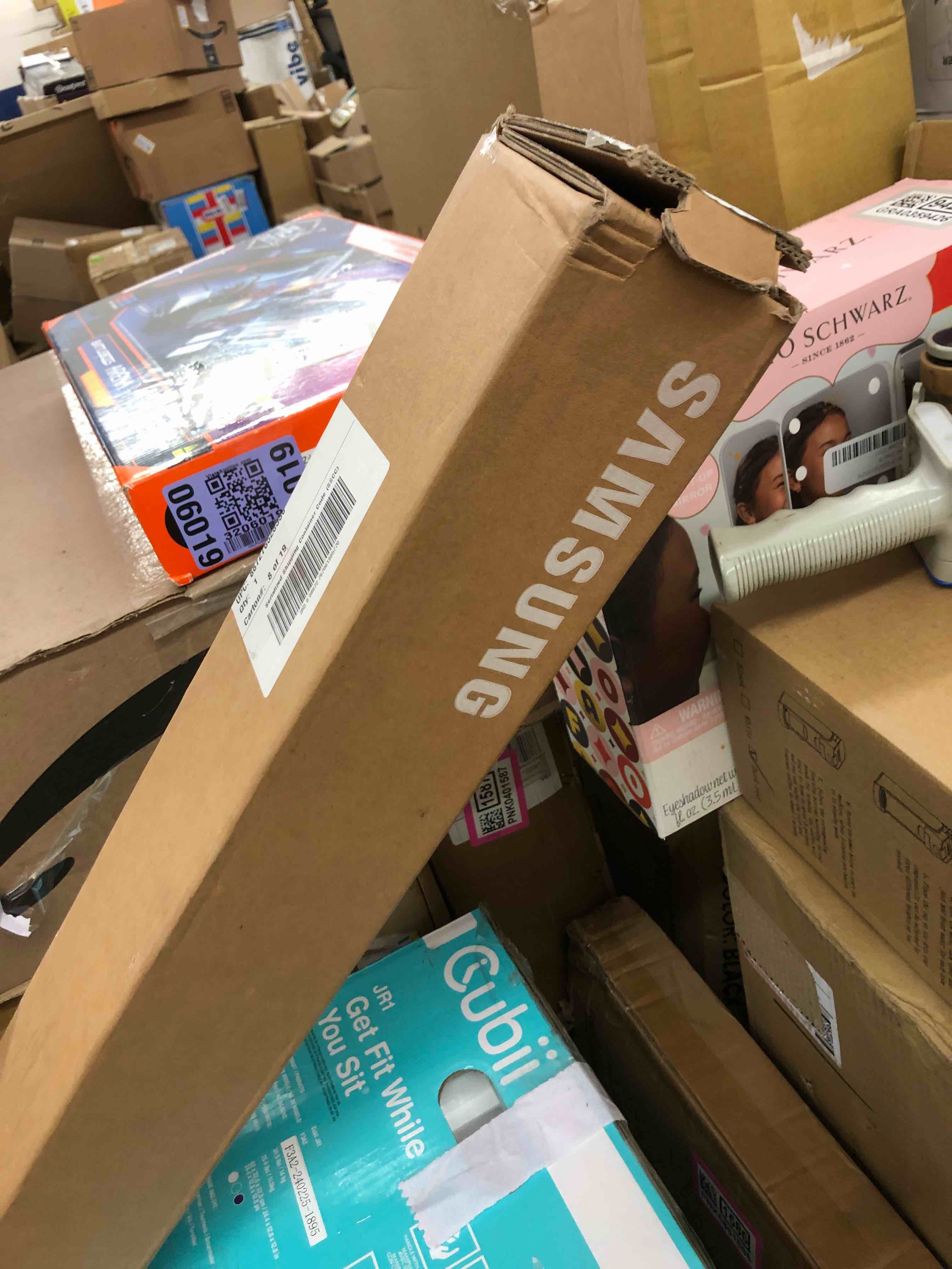 https://s3.amazonaws.com/lotting-images-prod/phillipi/GRA0359424_1739480394986.jpeg