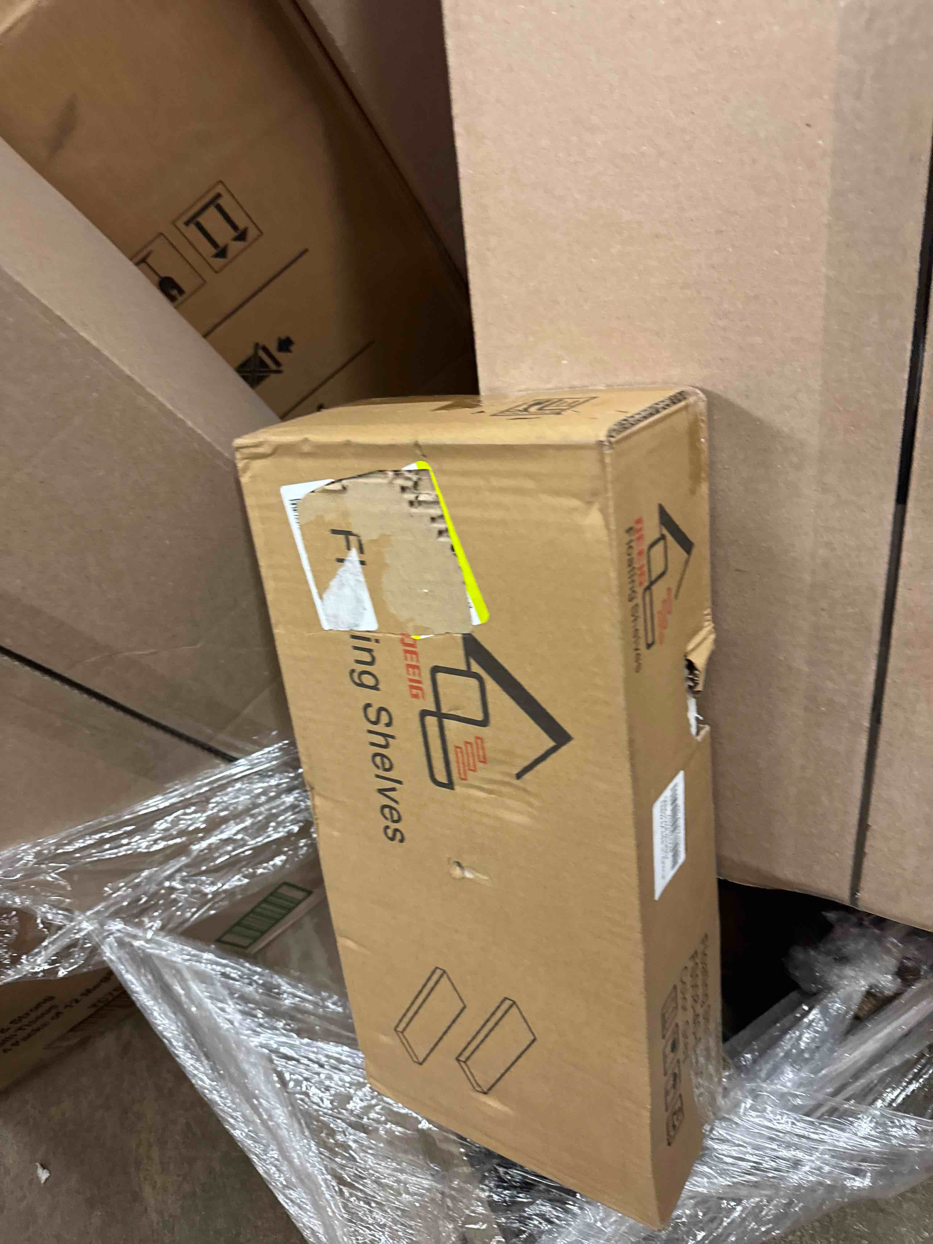 https://s3.amazonaws.com/lotting-images-prod/phillipi/GRA0359716_1738952685402.jpeg