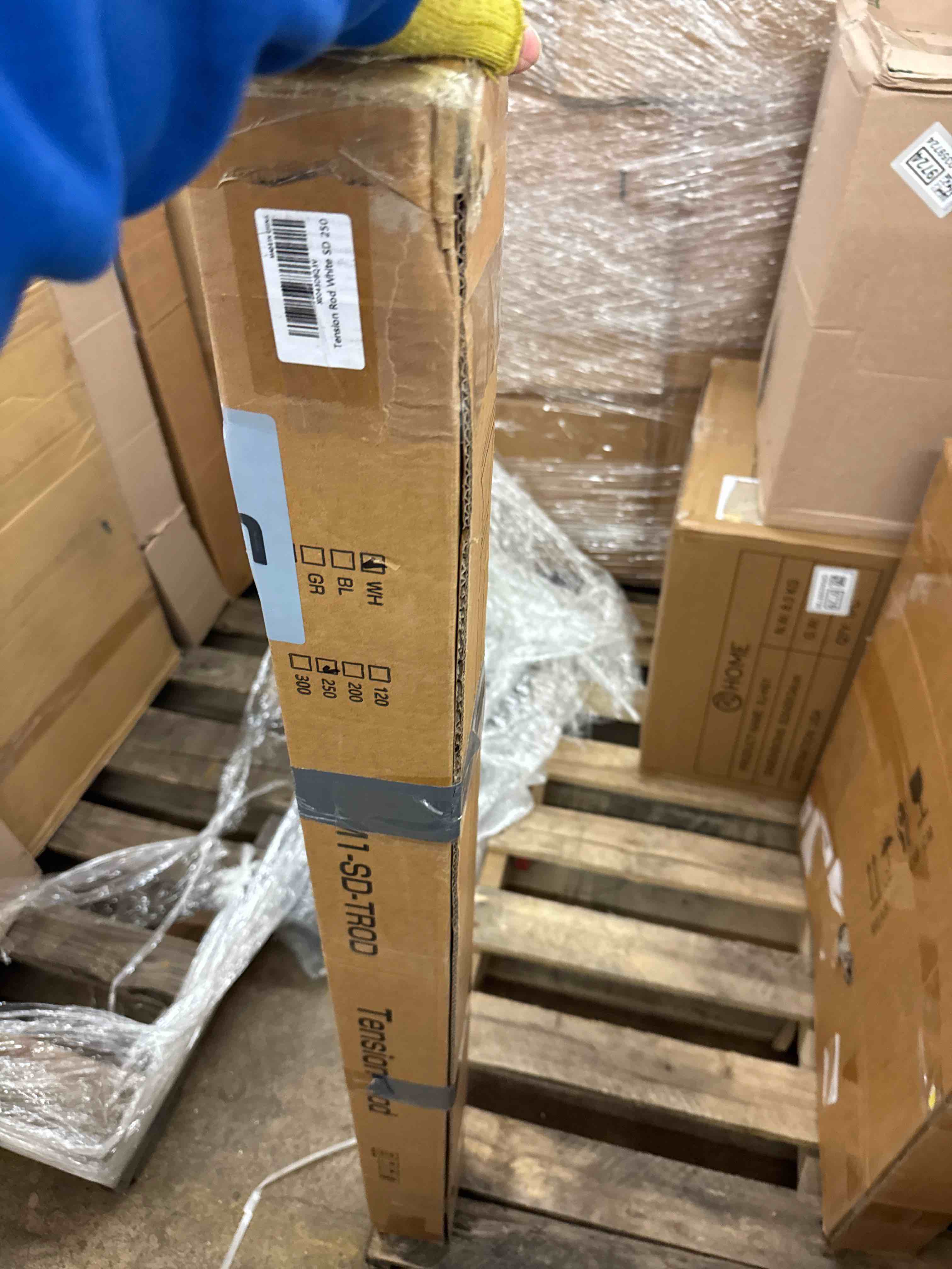 https://s3.amazonaws.com/lotting-images-prod/phillipi/GRA0359722_1738951747963.jpeg