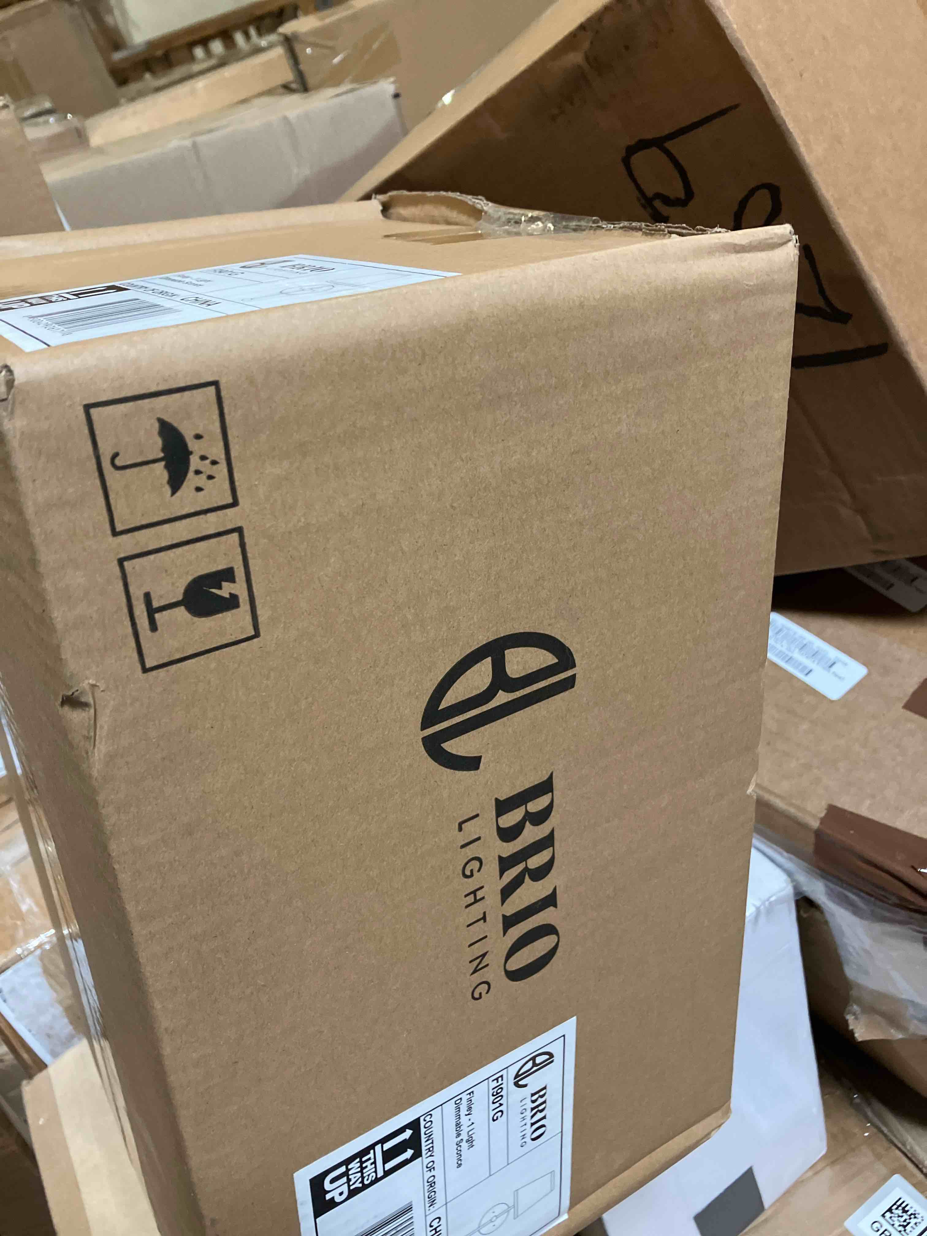 https://s3.amazonaws.com/lotting-images-prod/phillipi/GRA0361522_1739218376593.jpeg