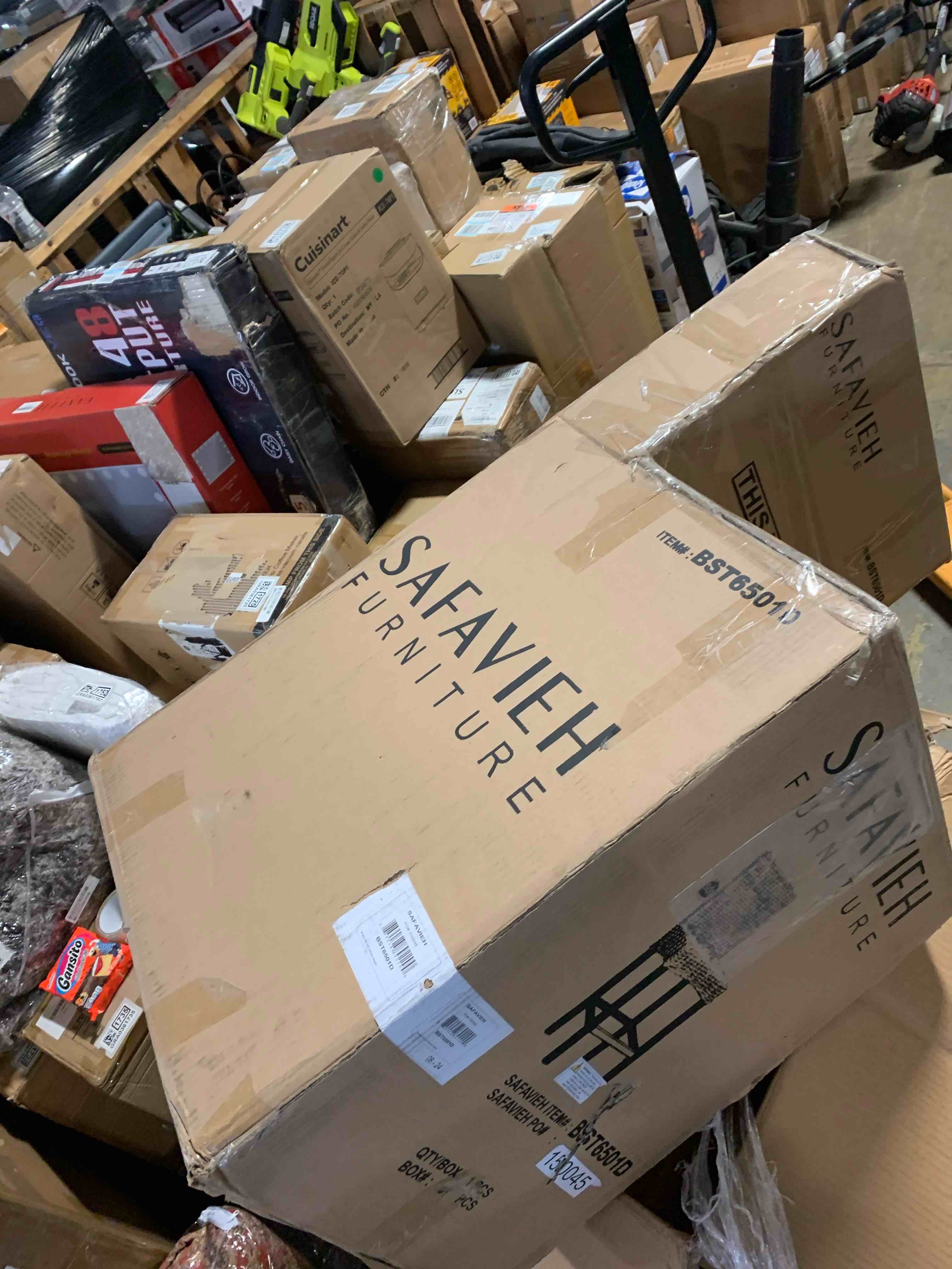https://s3.amazonaws.com/lotting-images-prod/phillipi/GRA0361756_1738962229588.jpeg