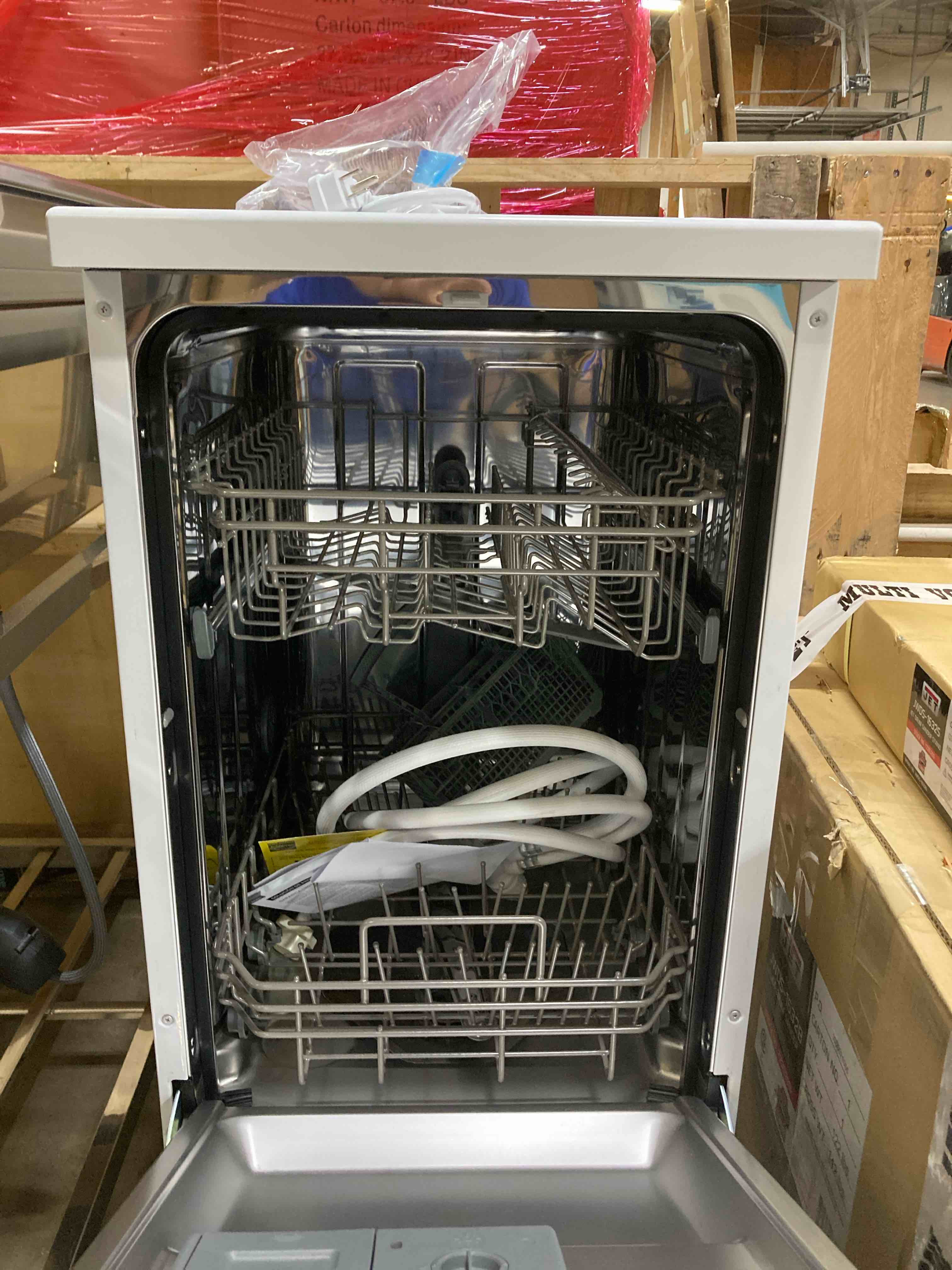 https://s3.amazonaws.com/lotting-images-prod/phillipi/GRA0362019_1759434375710.jpeg