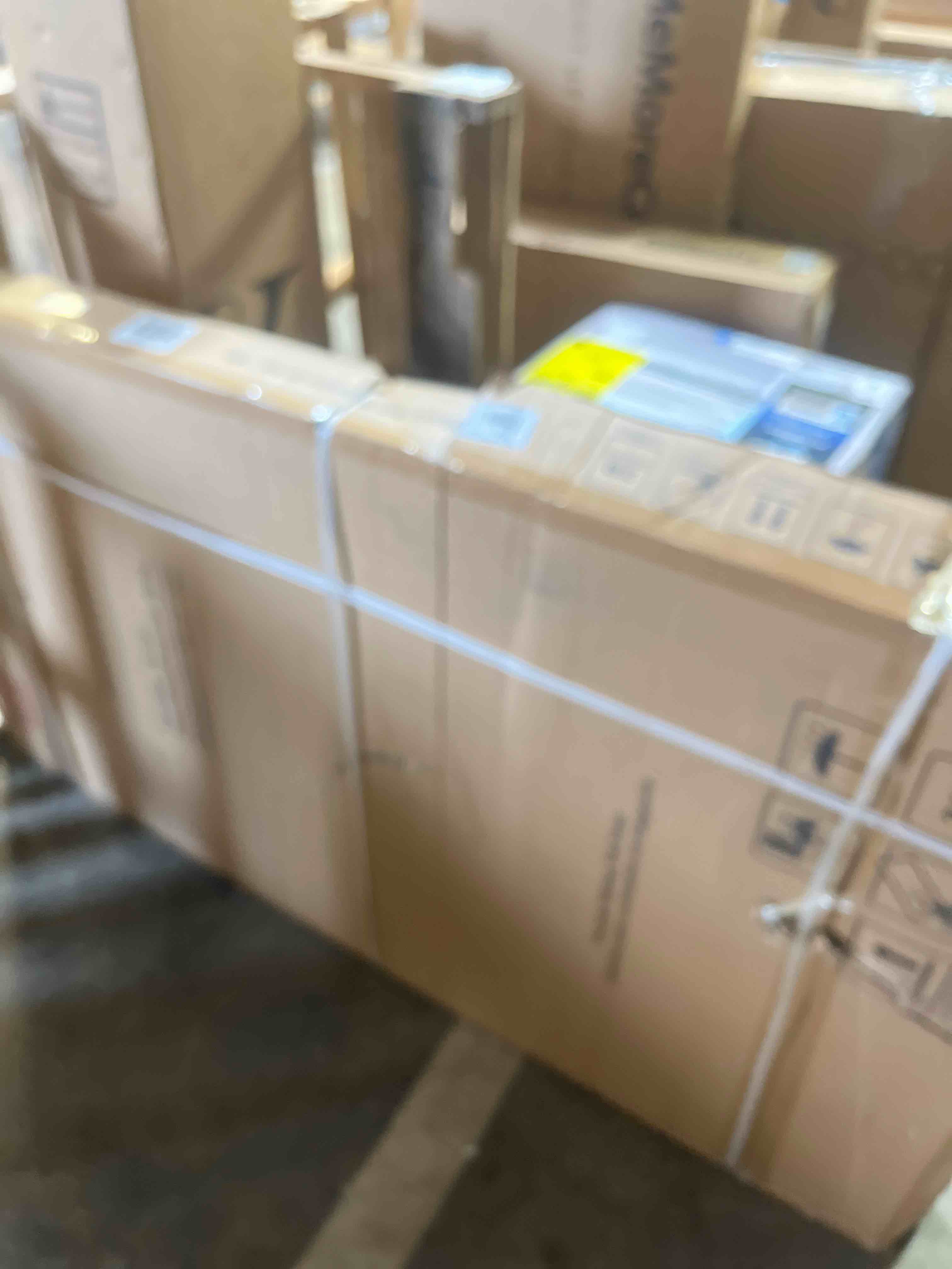 https://s3.amazonaws.com/lotting-images-prod/phillipi/GRA0362231_1754674608510.jpeg