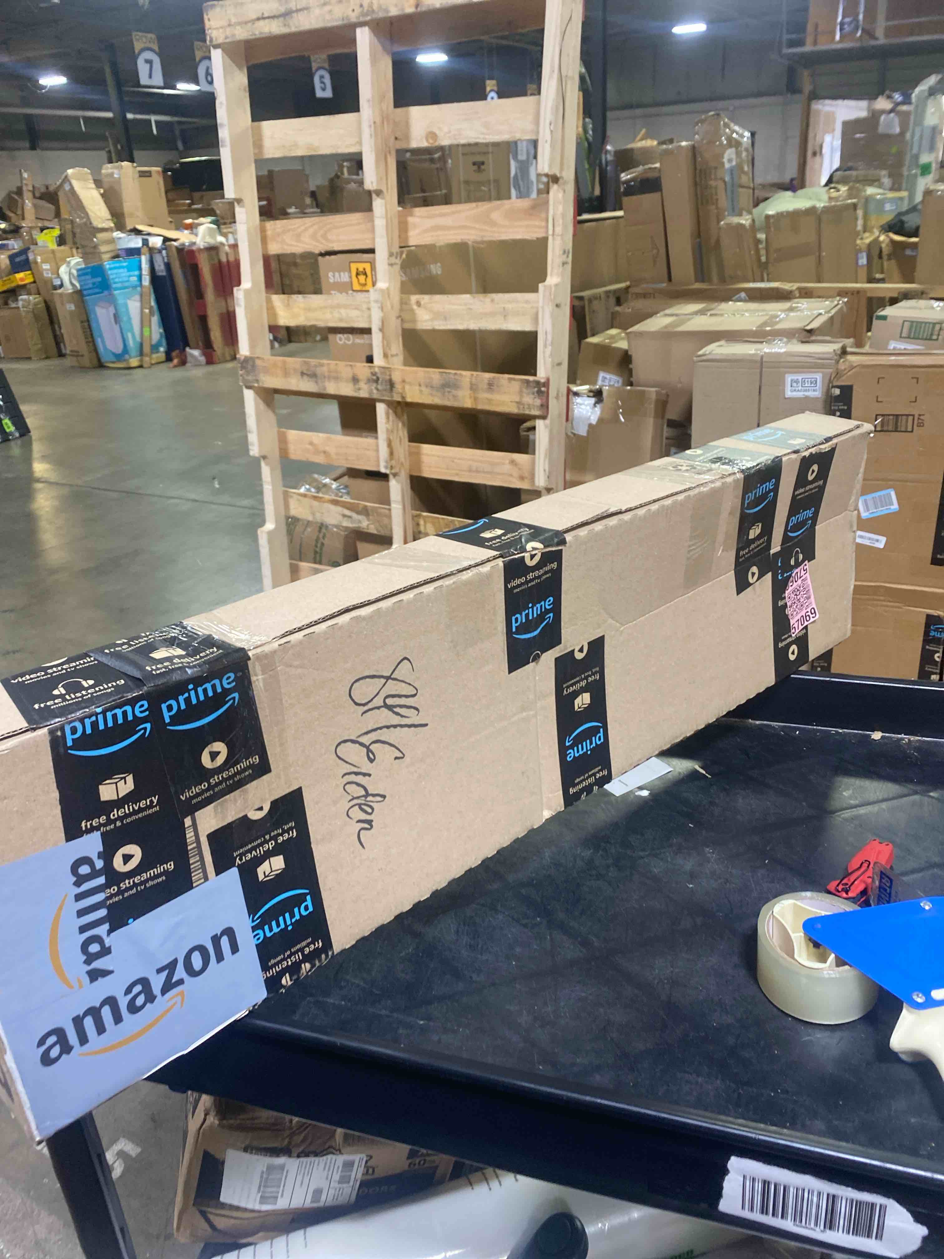 https://s3.amazonaws.com/lotting-images-prod/phillipi/GRA0362444_1753975337251.jpeg