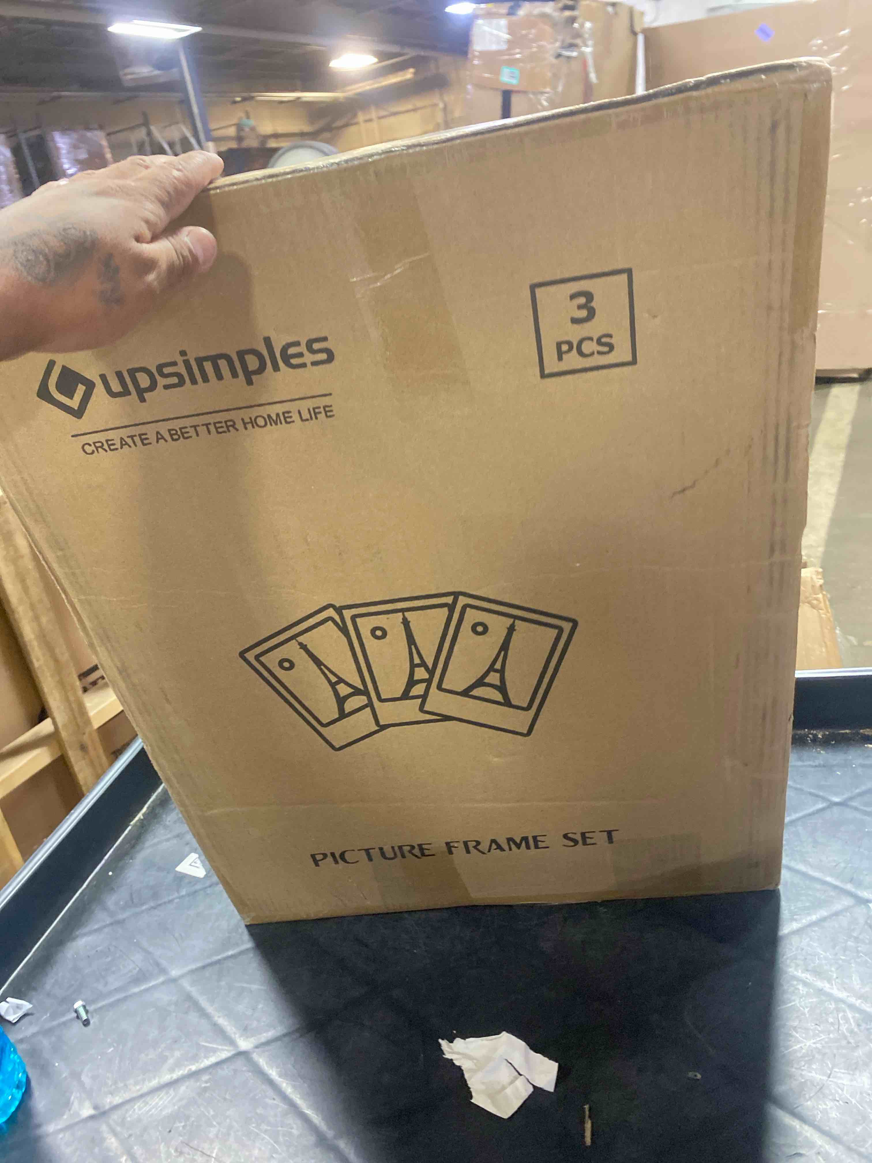 https://s3.amazonaws.com/lotting-images-prod/phillipi/GRA0362492_1753813980273.jpeg