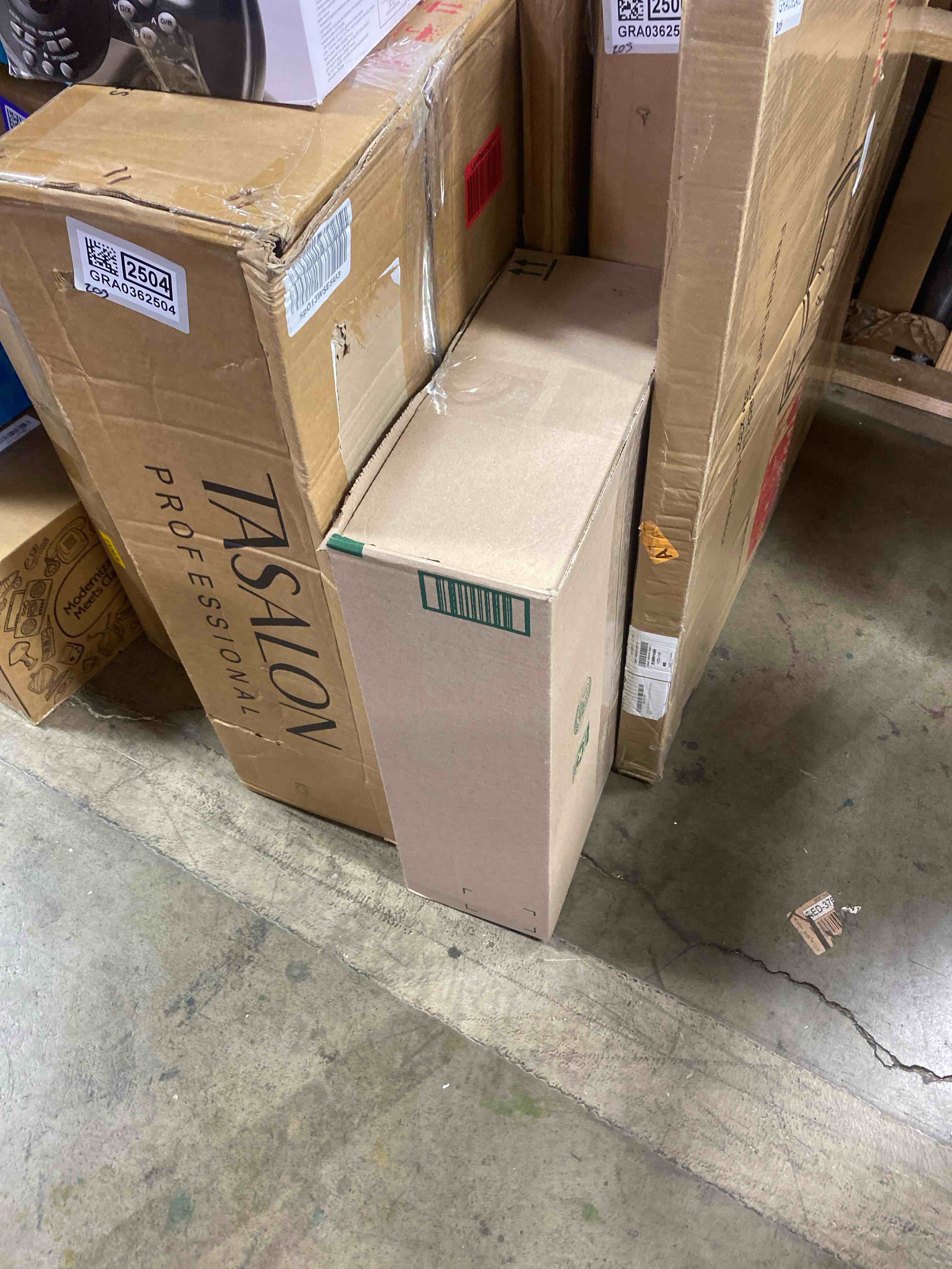 https://s3.amazonaws.com/lotting-images-prod/phillipi/GRA0362498_1753813460895.jpeg