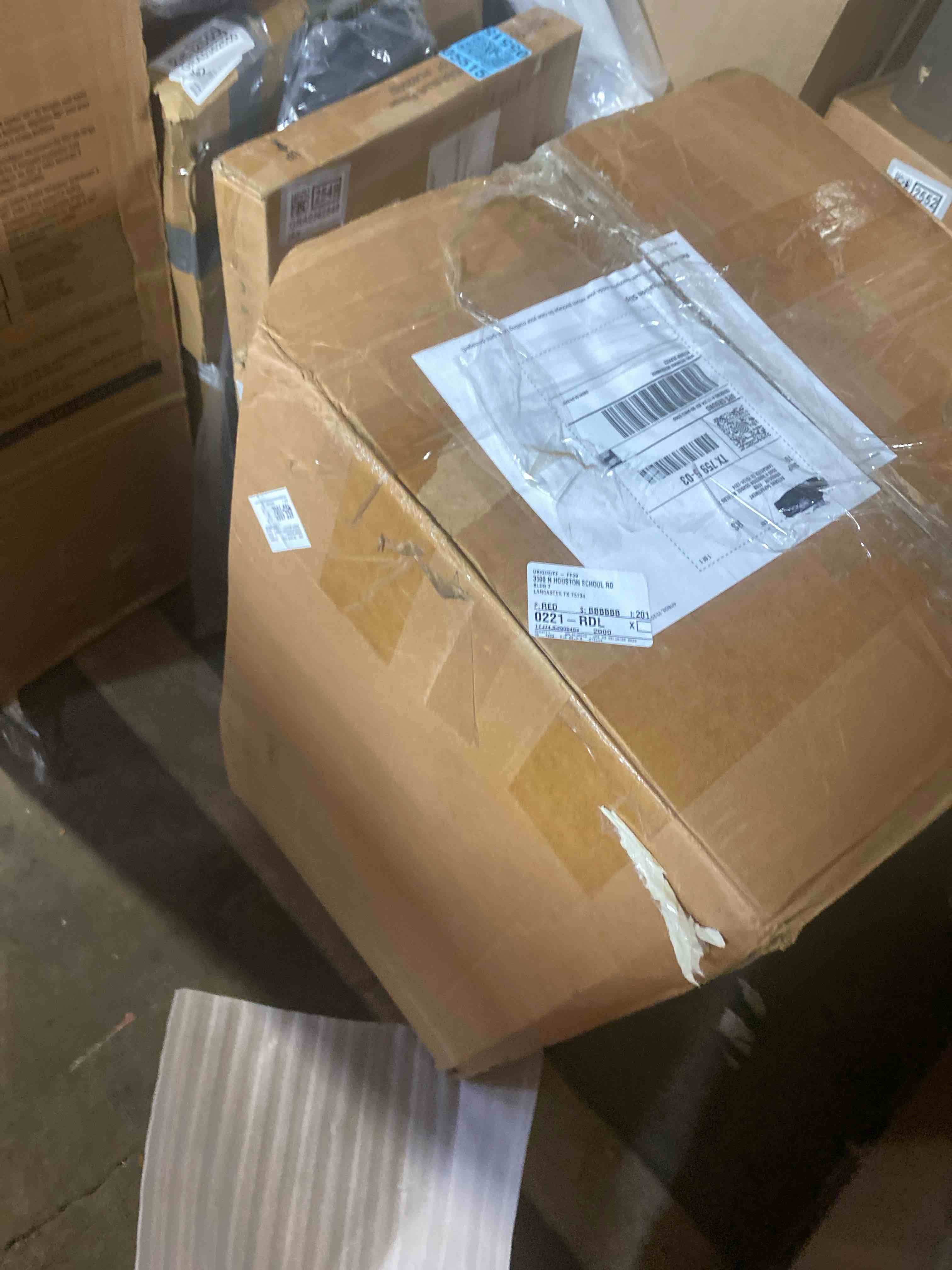 https://s3.amazonaws.com/lotting-images-prod/phillipi/GRA0362537_1753370667665.jpeg