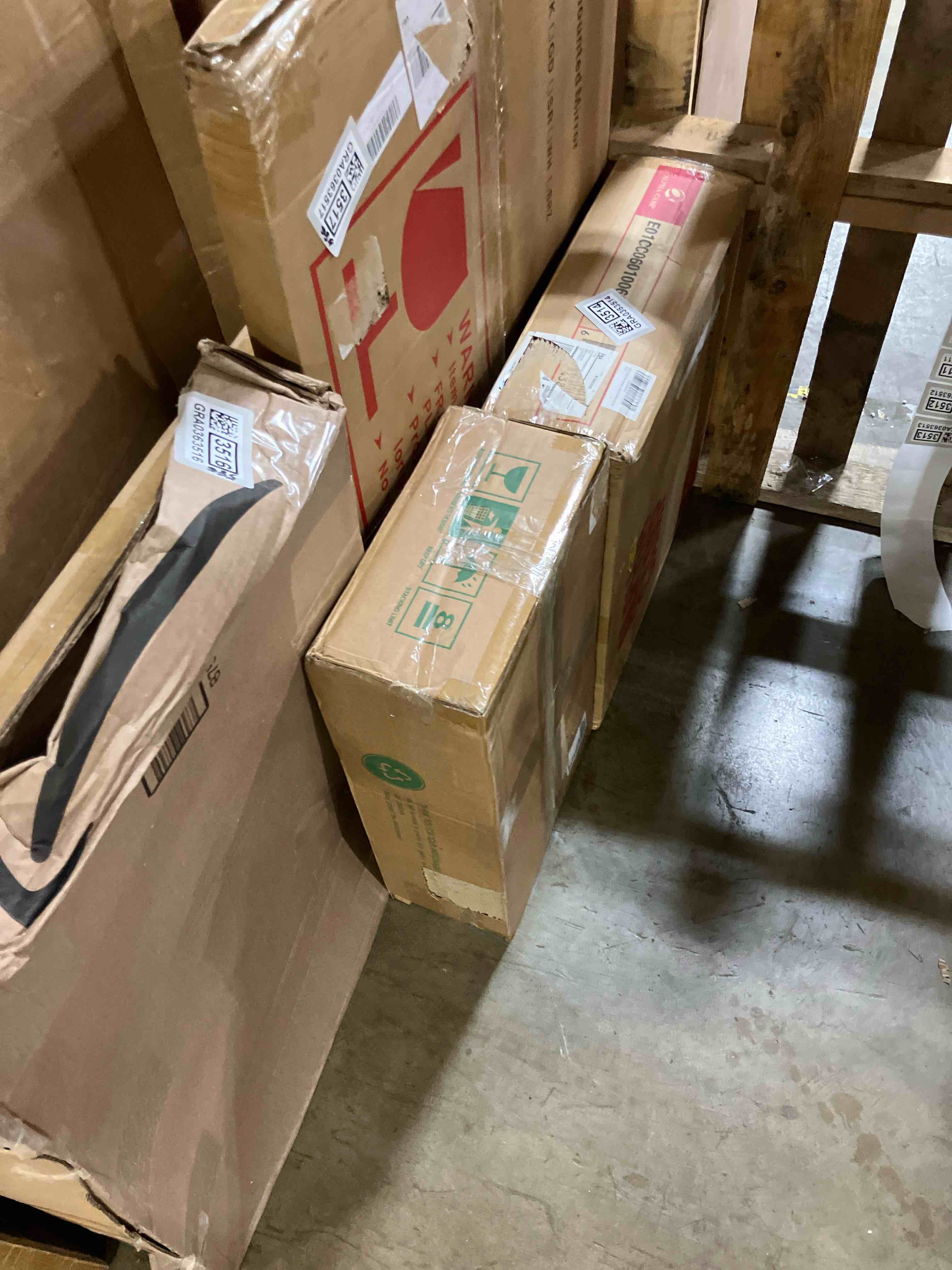 https://s3.amazonaws.com/lotting-images-prod/phillipi/GRA0363513_1744906737978.jpeg