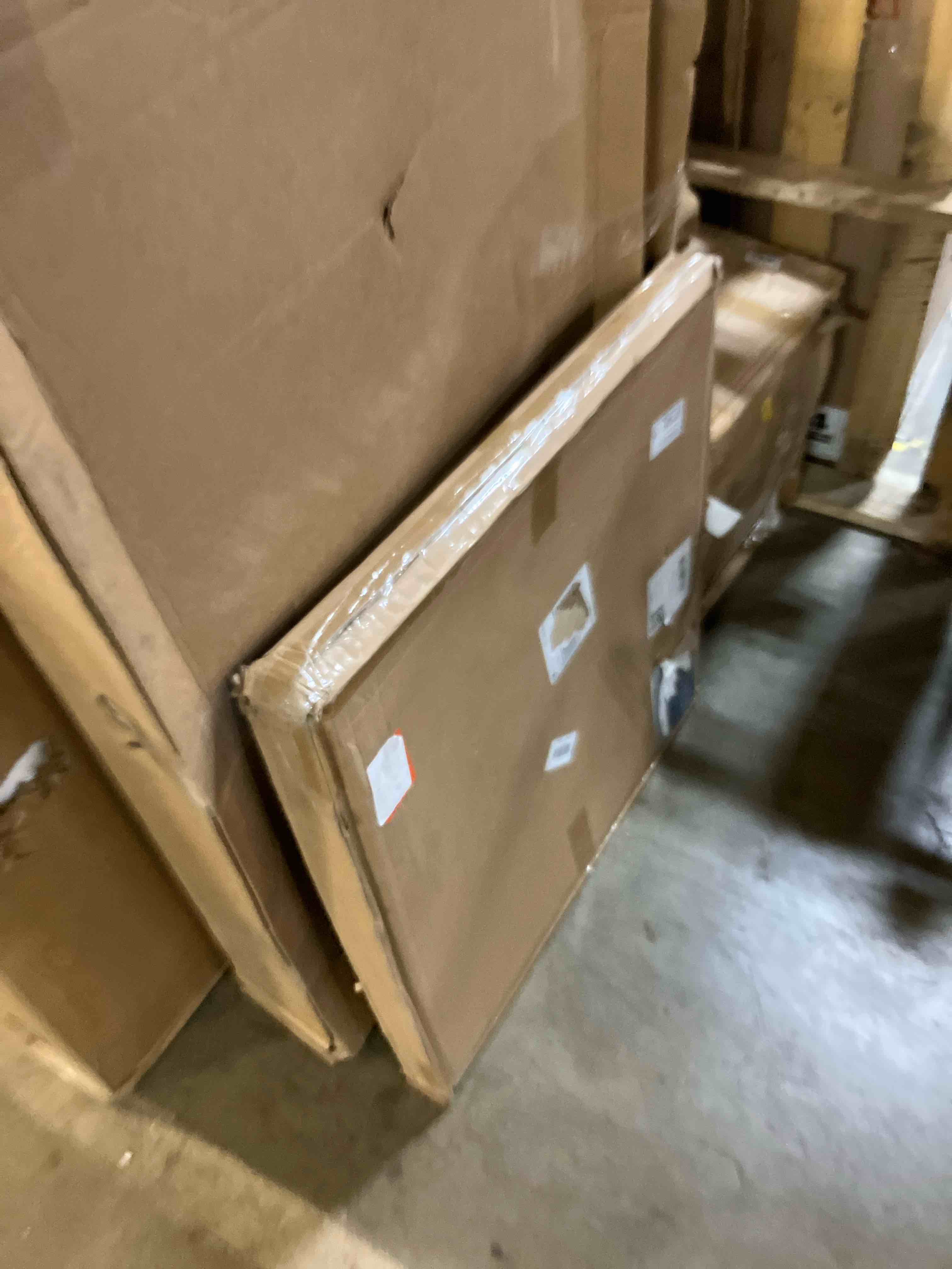 https://s3.amazonaws.com/lotting-images-prod/phillipi/GRA0363518_1744906409162.jpeg