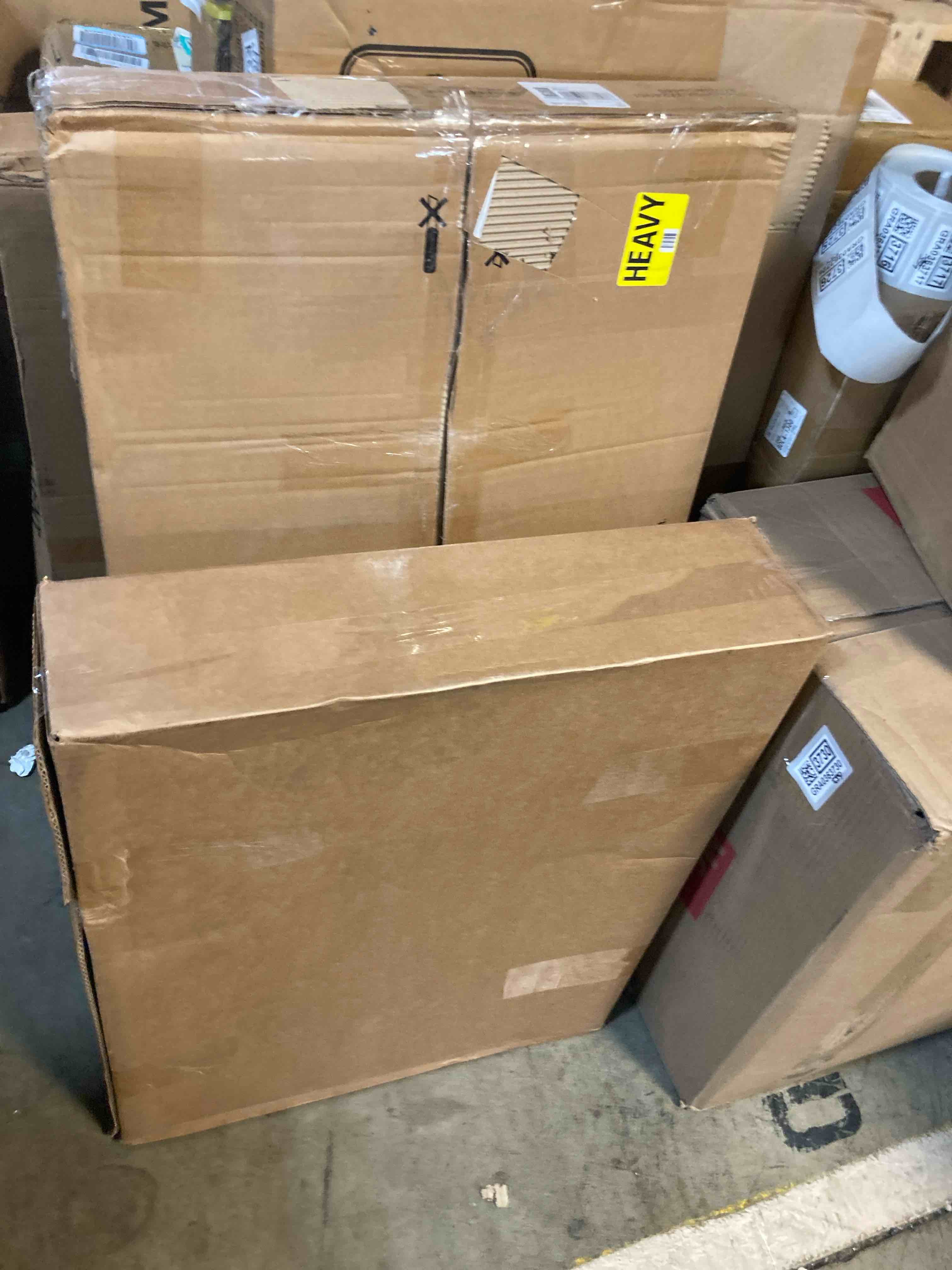 https://s3.amazonaws.com/lotting-images-prod/phillipi/GRA0363727_1744658037582.jpeg