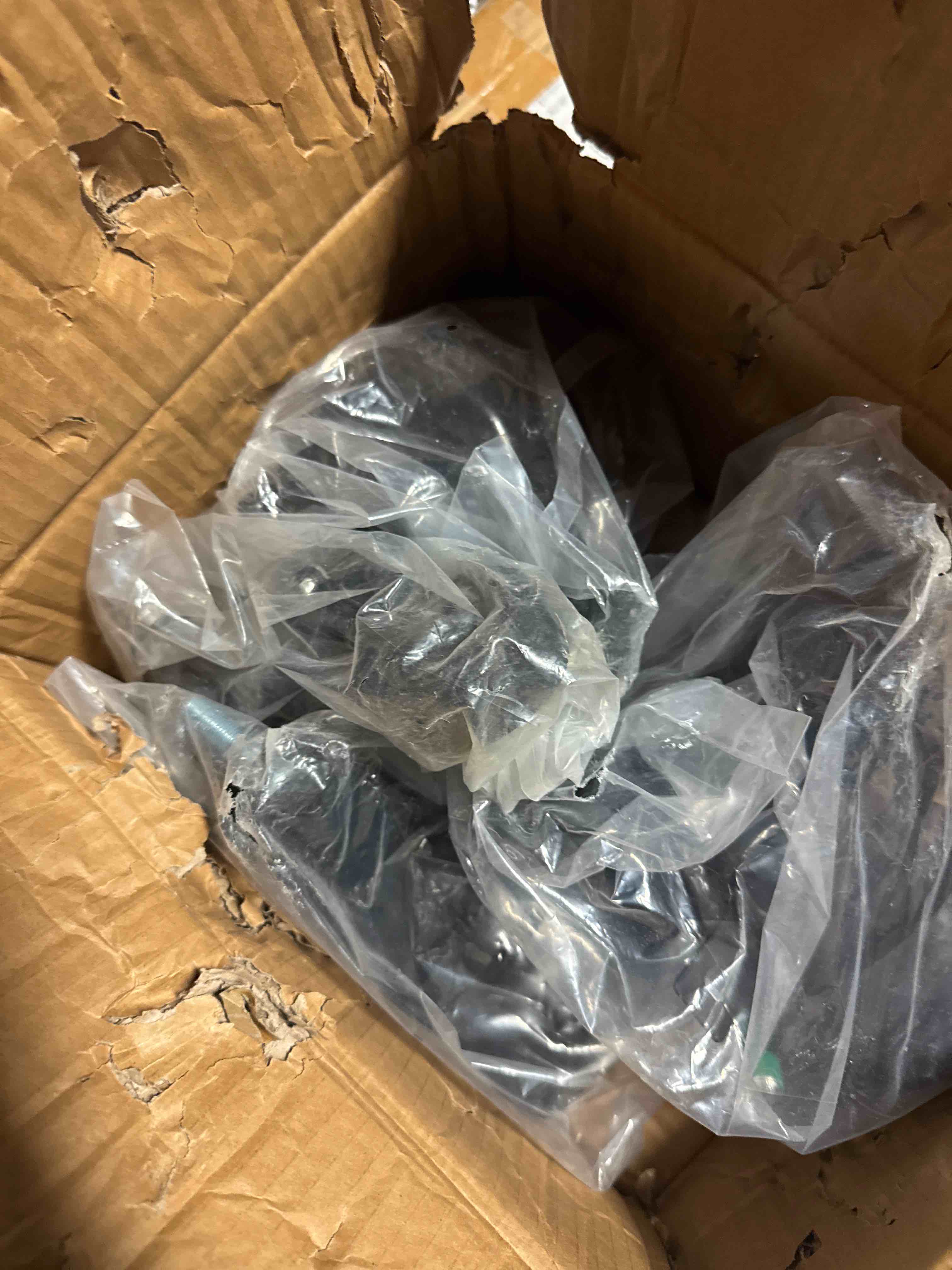 https://s3.amazonaws.com/lotting-images-prod/phillipi/GRA0364065_1757162802941.jpeg