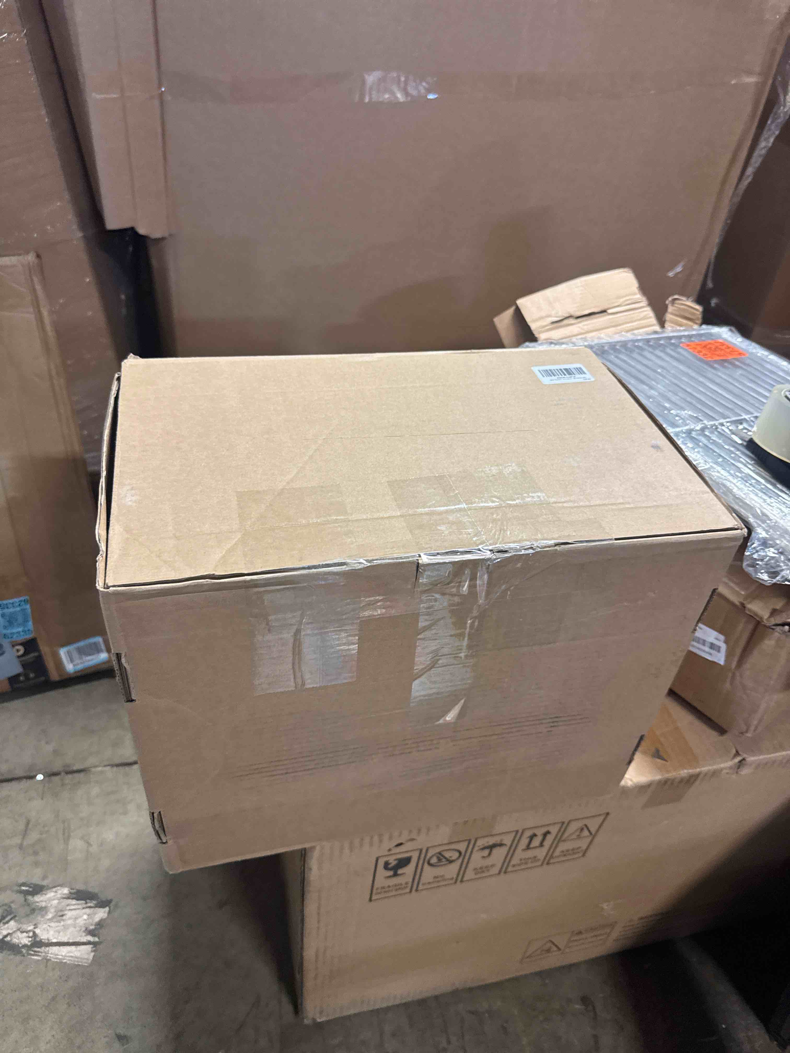 https://s3.amazonaws.com/lotting-images-prod/phillipi/GRA0364070_1757162161254.jpeg