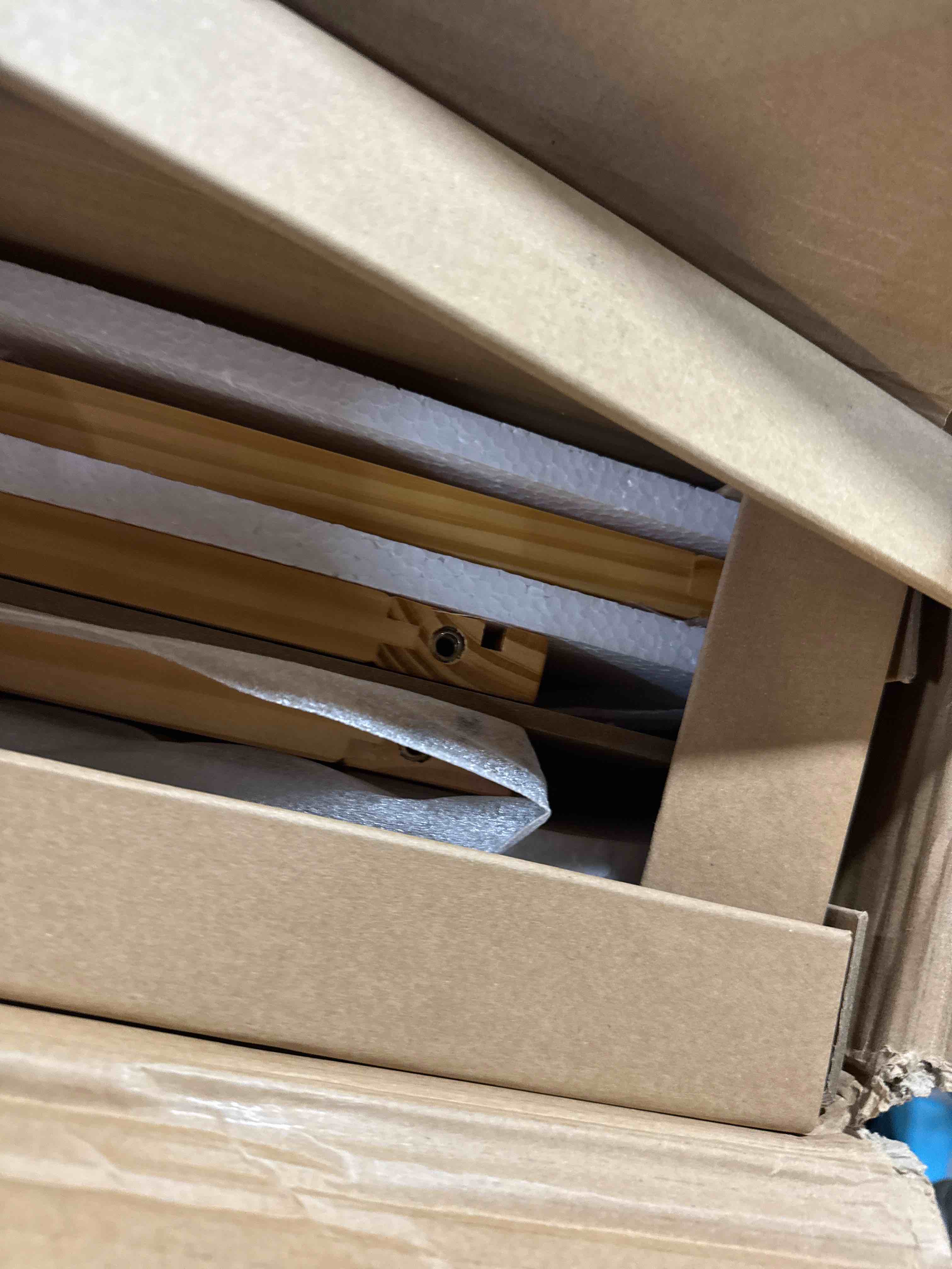 https://s3.amazonaws.com/lotting-images-prod/phillipi/GRA0364196_1756827854129.jpeg