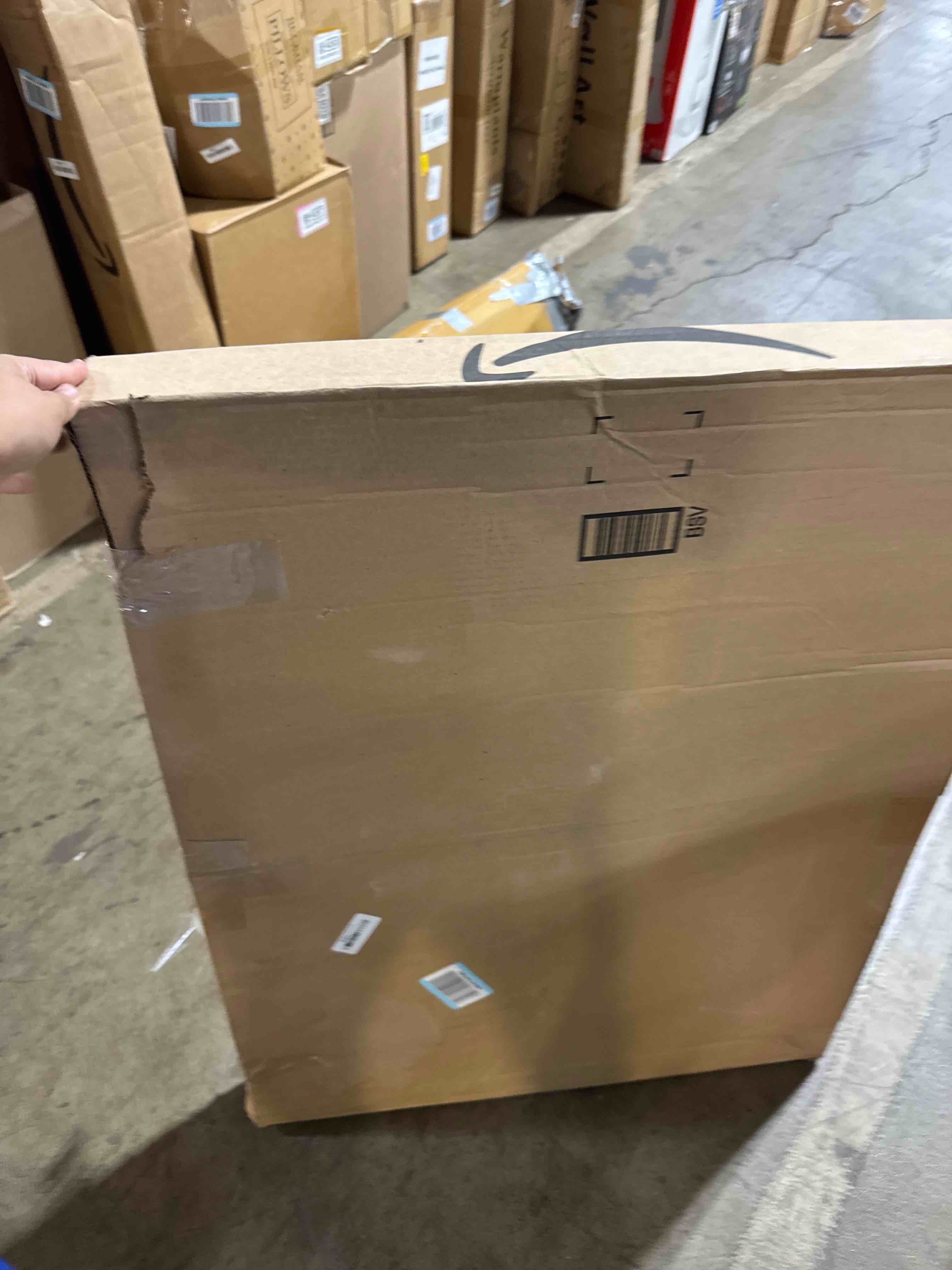 https://s3.amazonaws.com/lotting-images-prod/phillipi/GRA0364202_1756827304001.jpeg