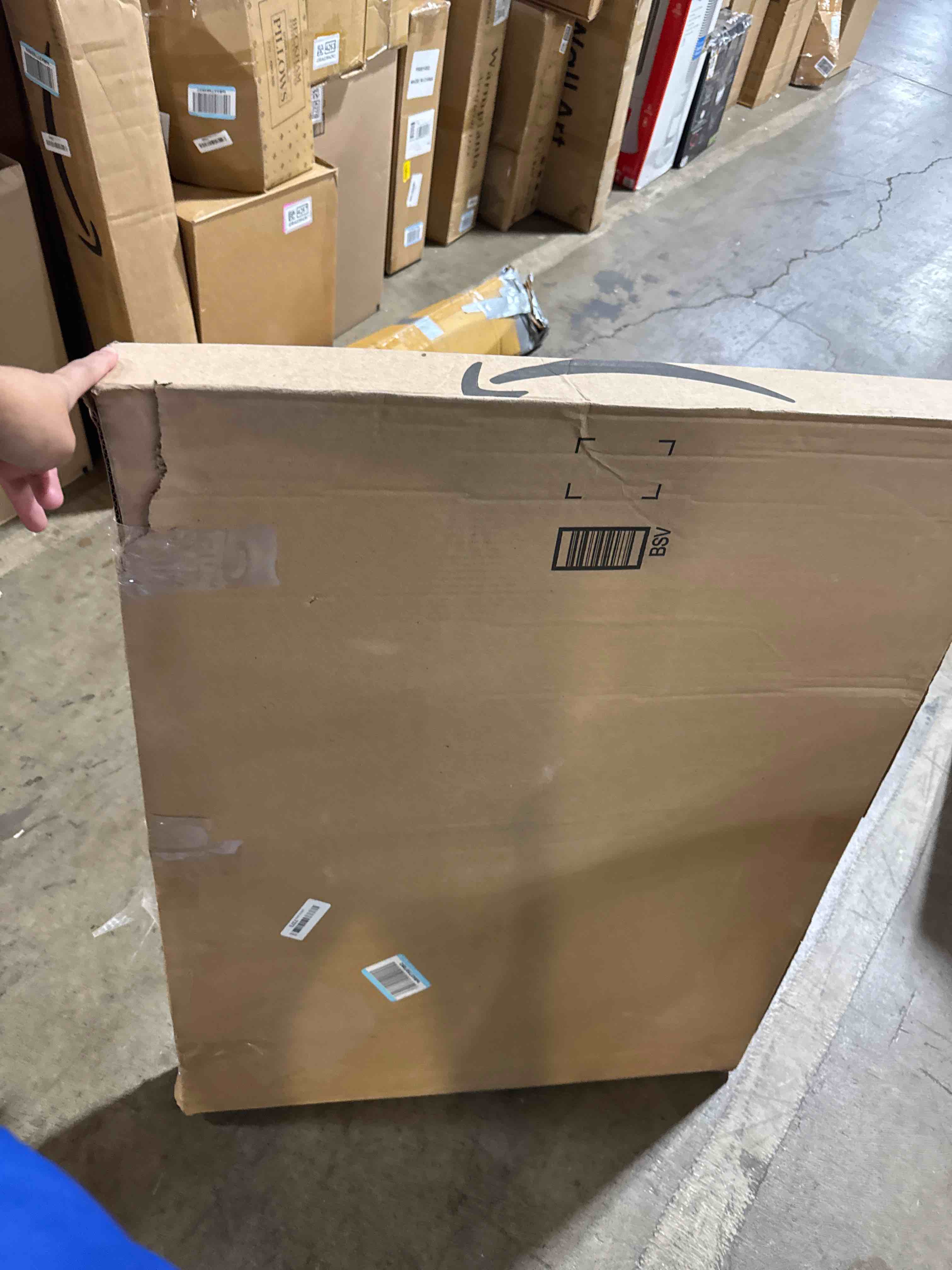 https://s3.amazonaws.com/lotting-images-prod/phillipi/GRA0364202_1756827306039.jpeg