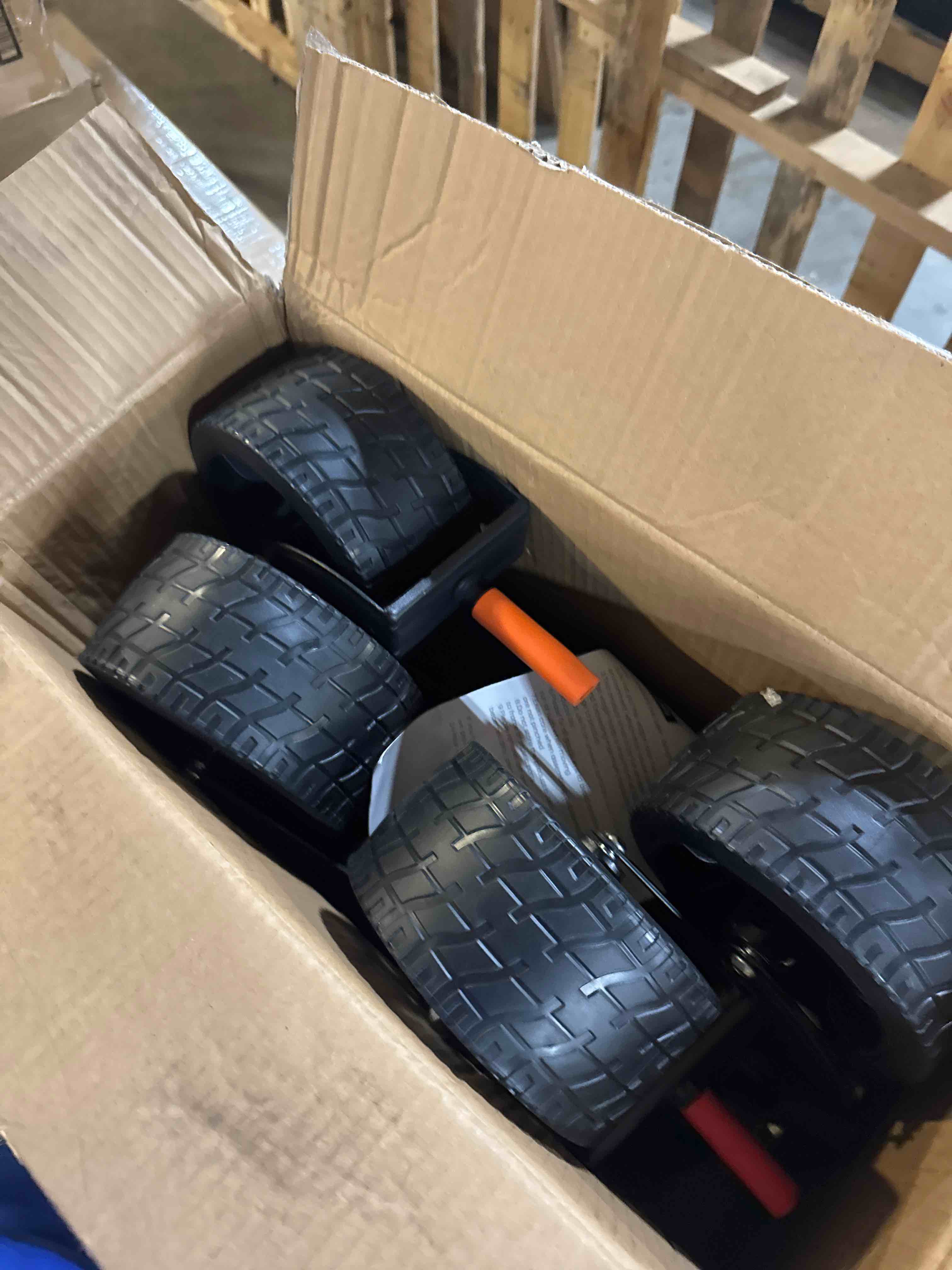 https://s3.amazonaws.com/lotting-images-prod/phillipi/GRA0364233_1756728445994.jpeg