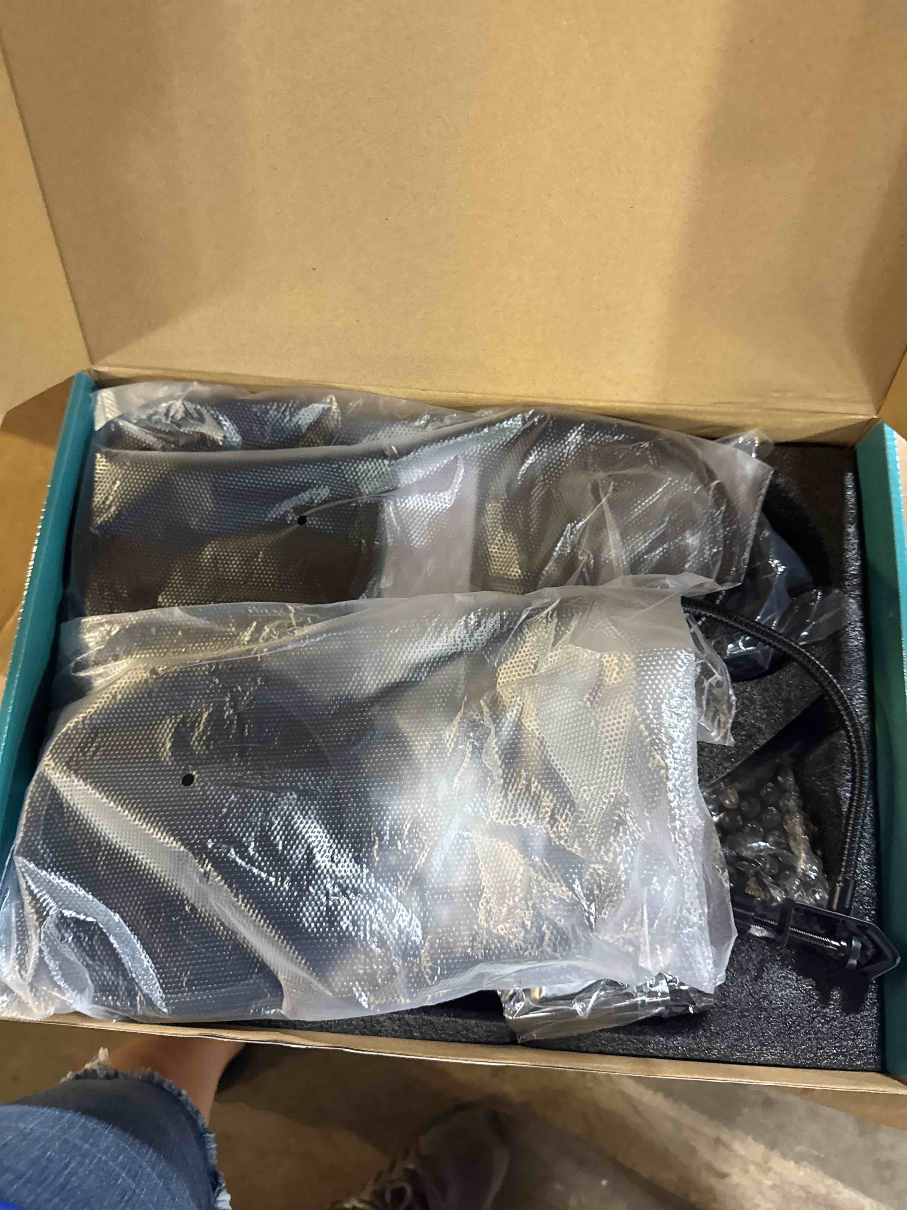 https://s3.amazonaws.com/lotting-images-prod/phillipi/GRA0364235_1756728101591.jpeg