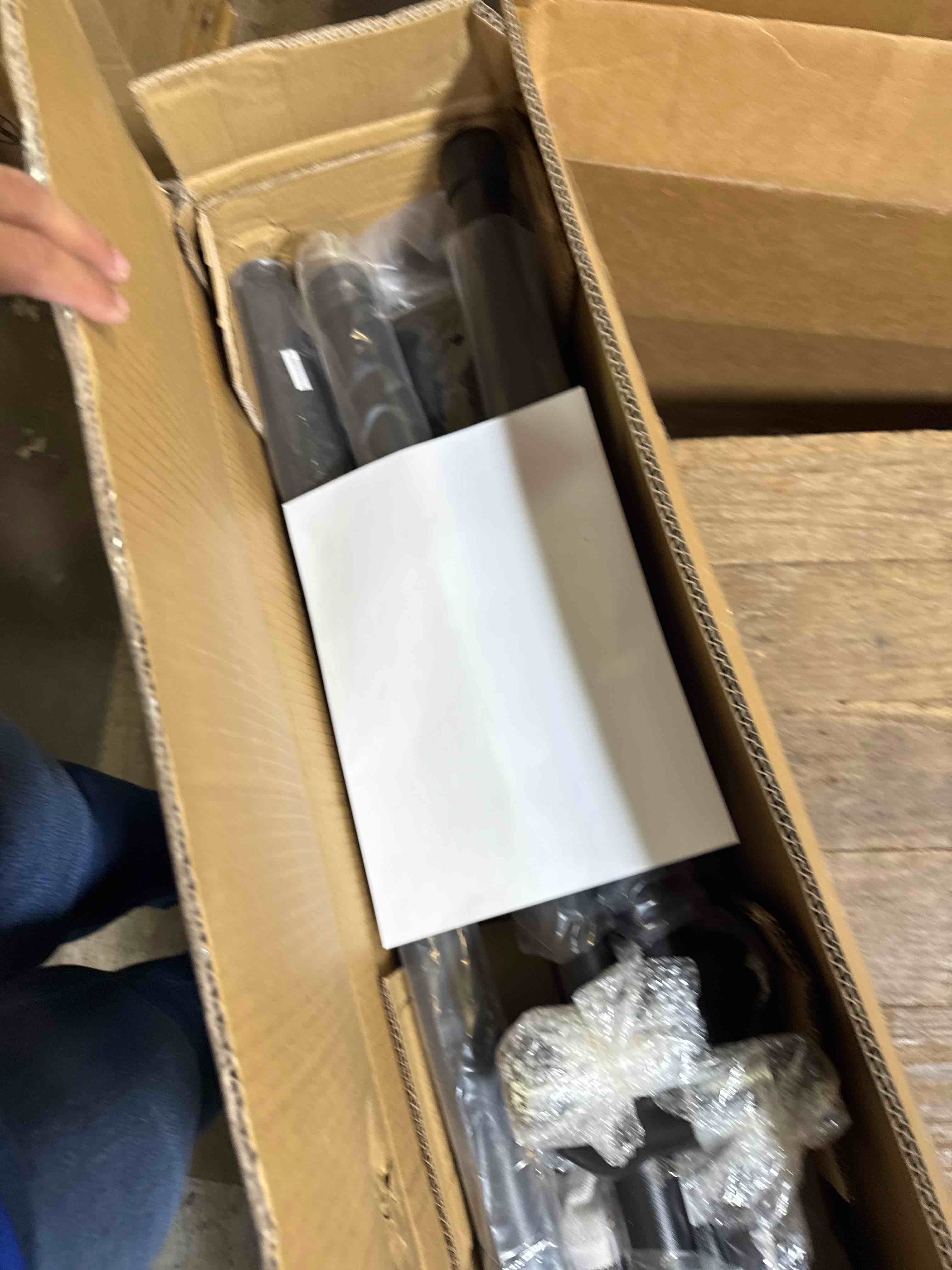 https://s3.amazonaws.com/lotting-images-prod/phillipi/GRA0364293_1756563167048.jpeg