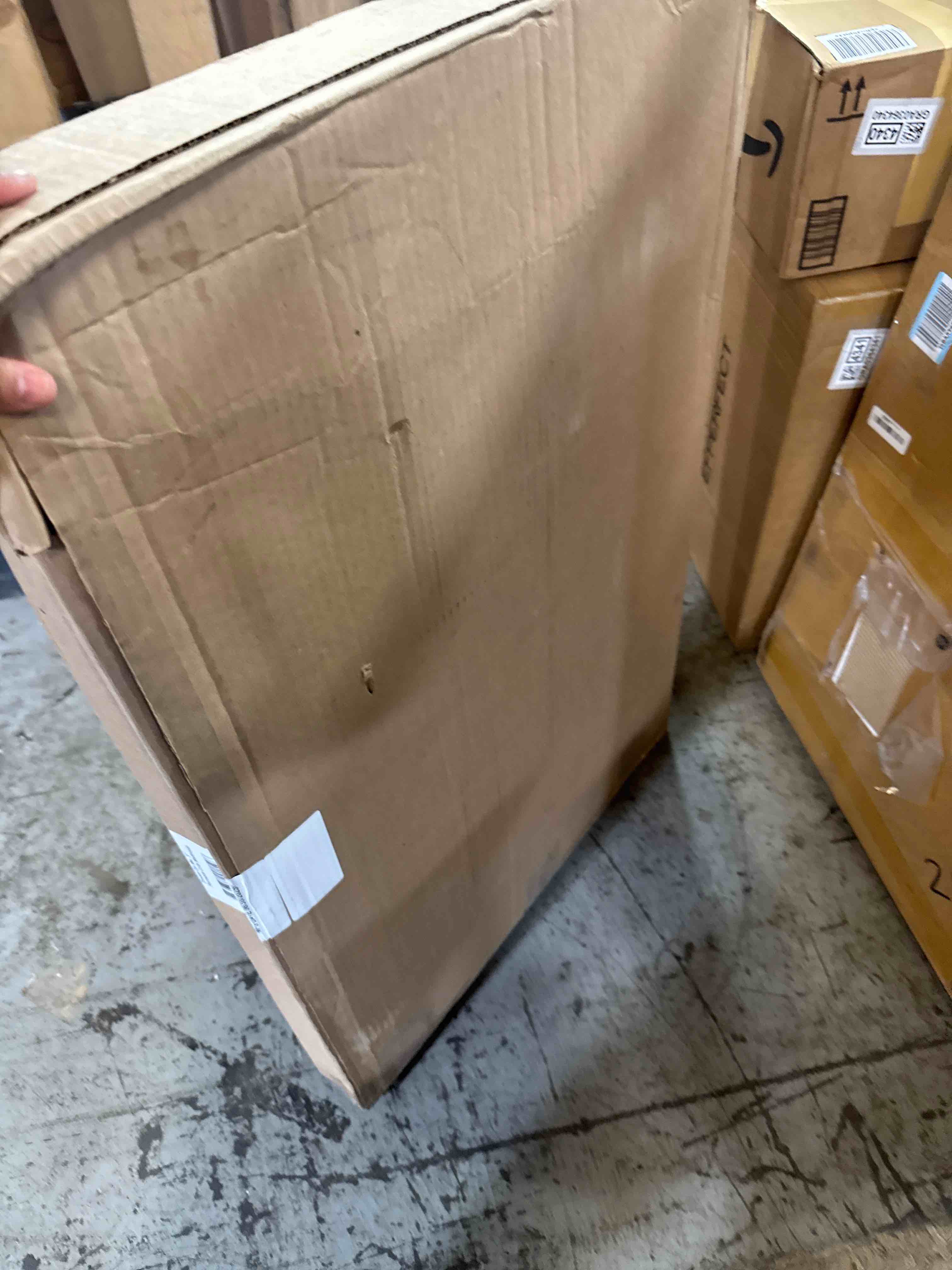 https://s3.amazonaws.com/lotting-images-prod/phillipi/GRA0364336_1756555824297.jpeg