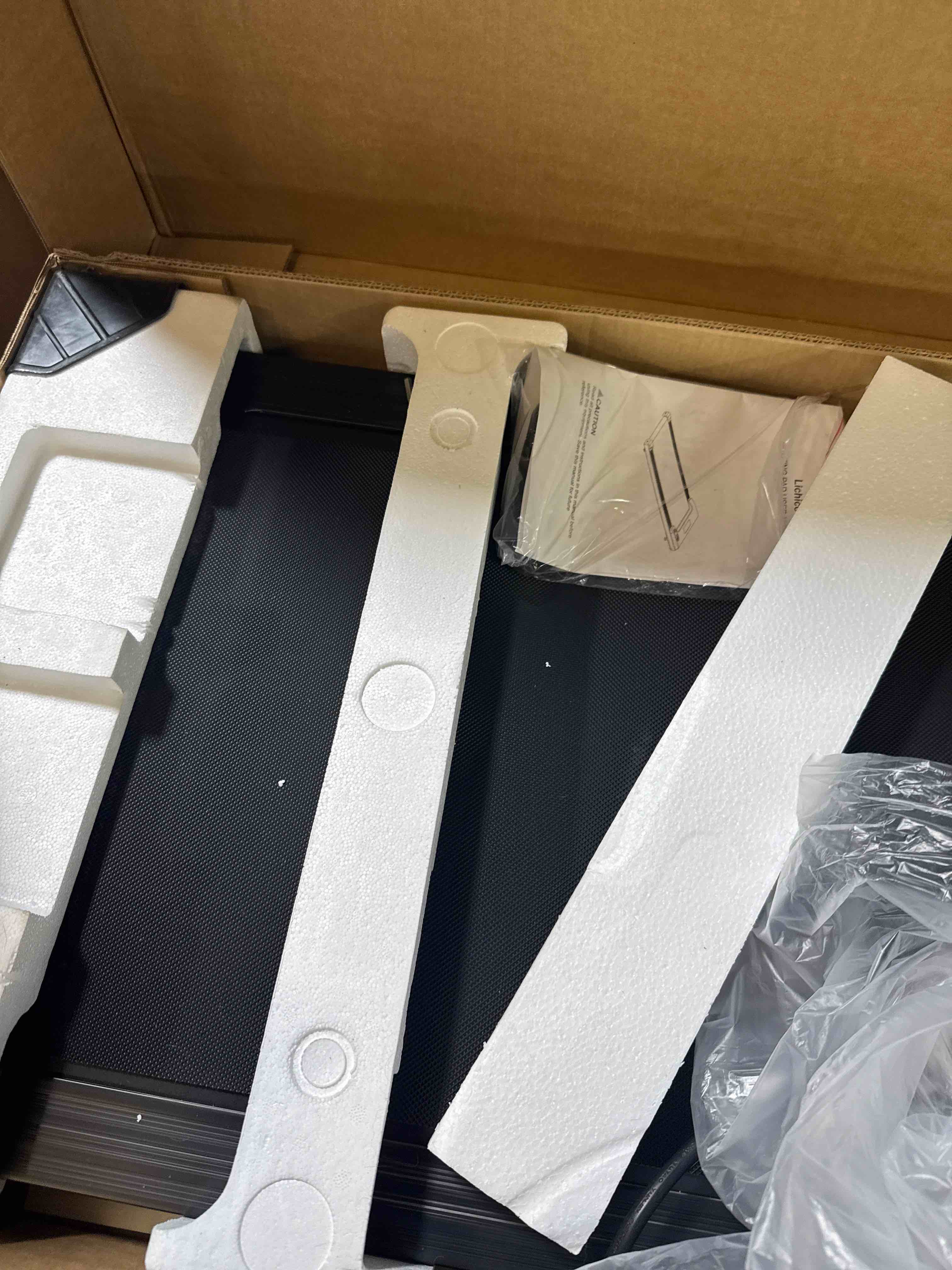 https://s3.amazonaws.com/lotting-images-prod/phillipi/GRA0364337_1756555720077.jpeg
