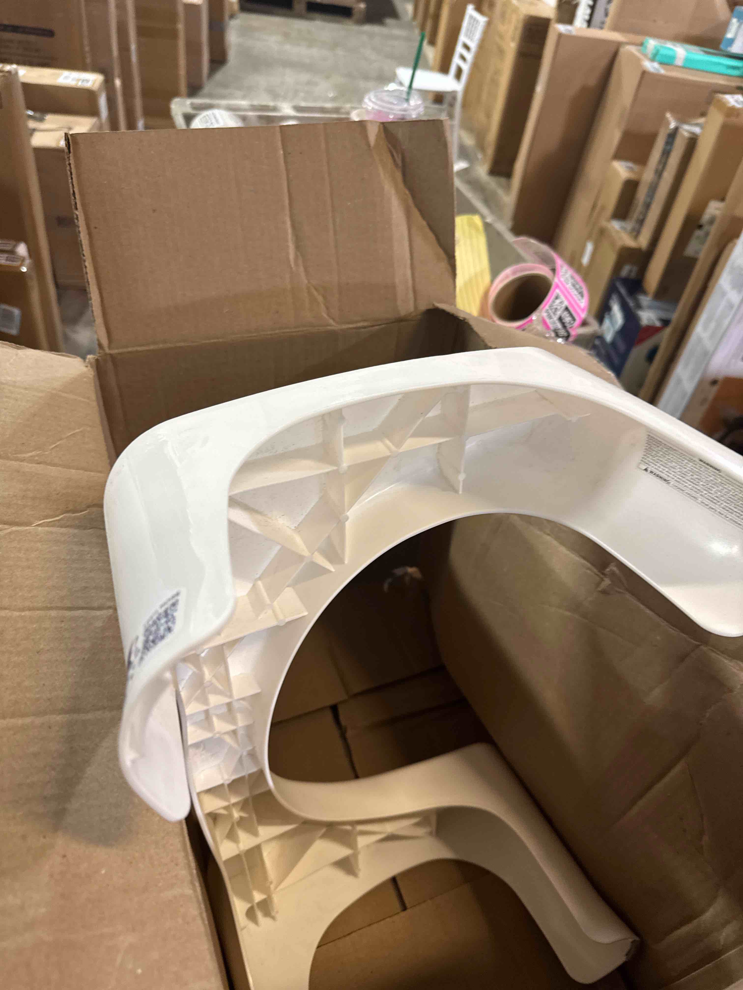https://s3.amazonaws.com/lotting-images-prod/phillipi/GRA0364339_1756555509442.jpeg